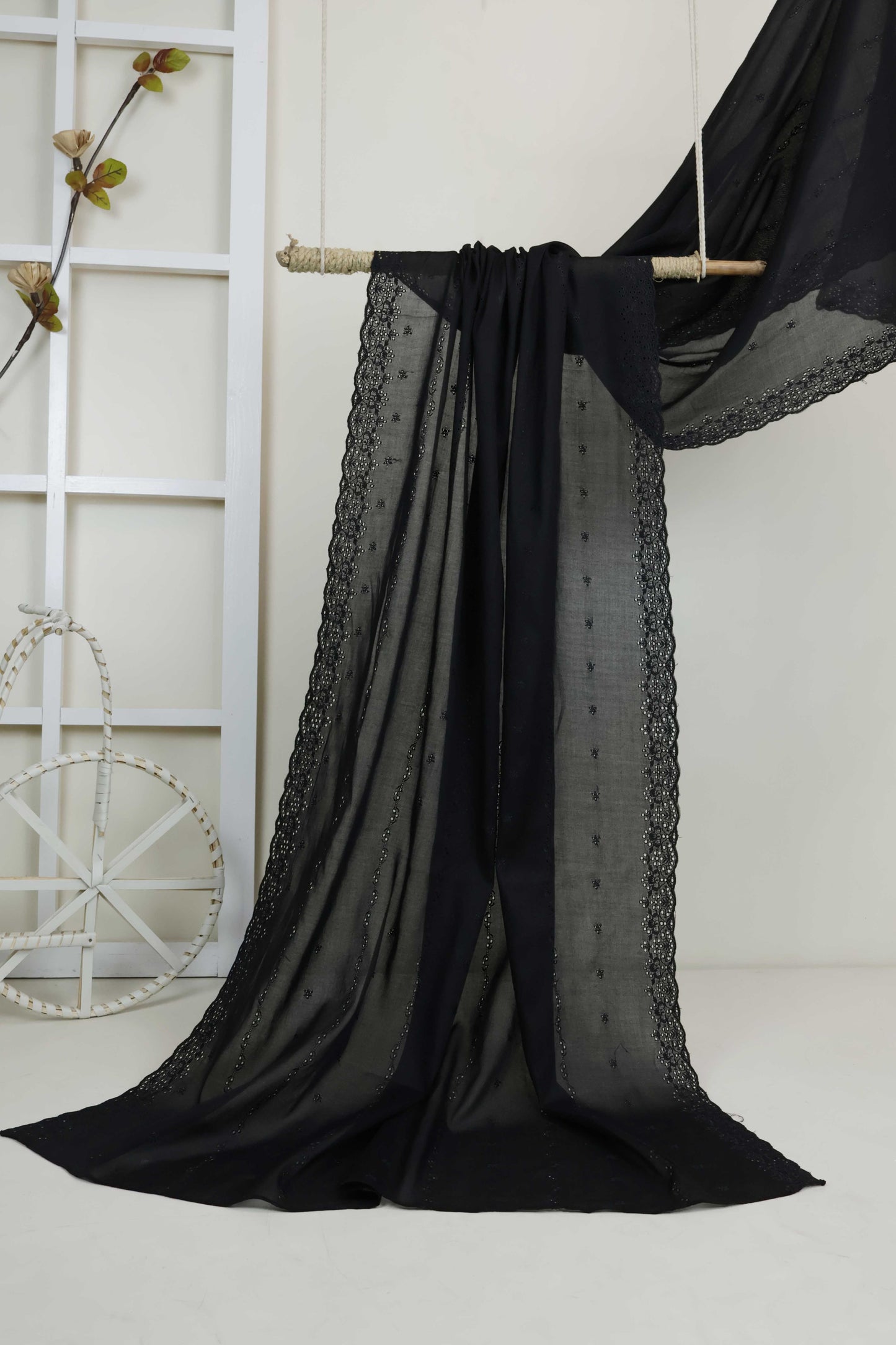 Embroidered Lawn Shawl HLSH123
