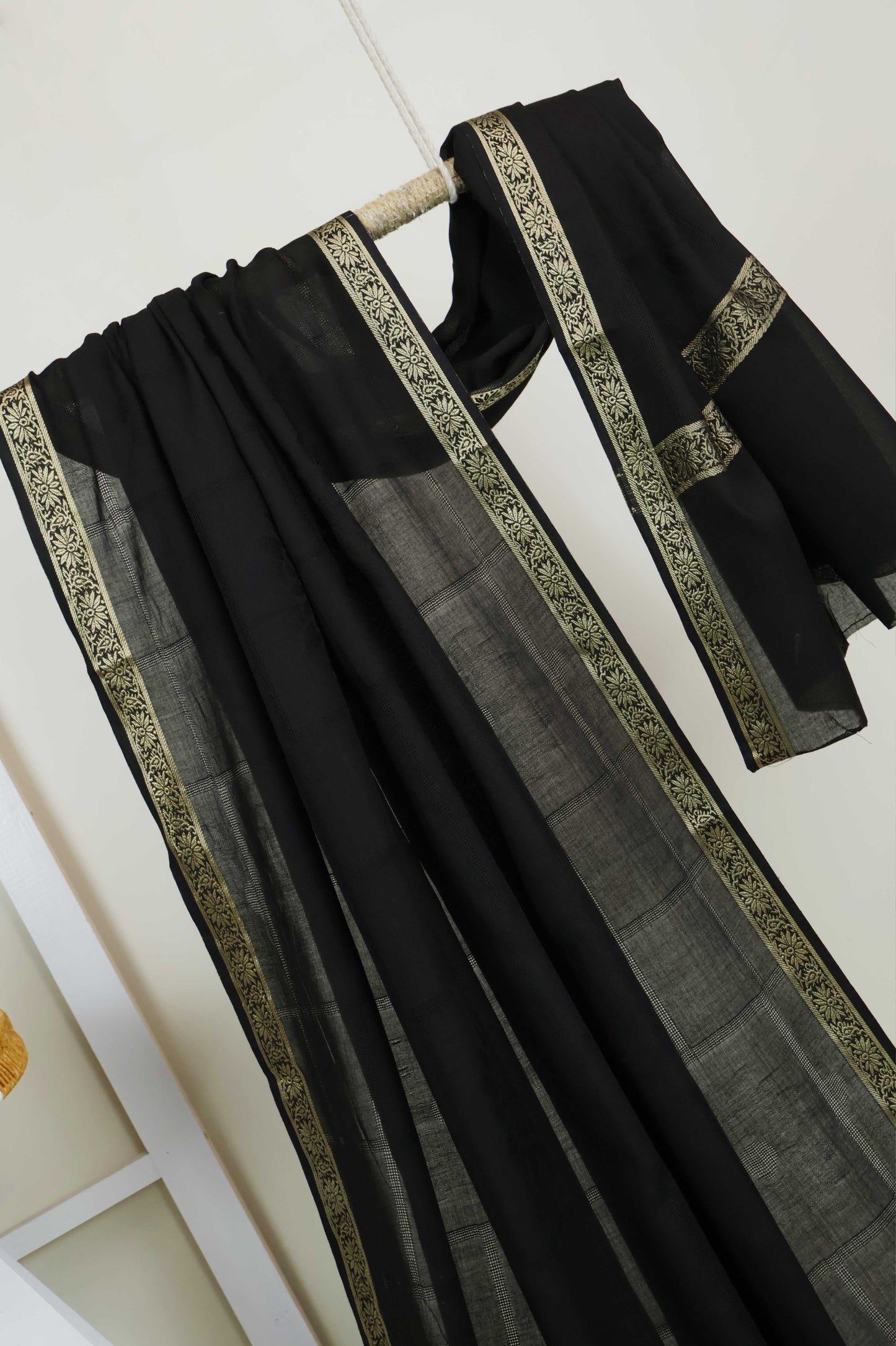Jacquard Border Lawn Shawl HLSH134