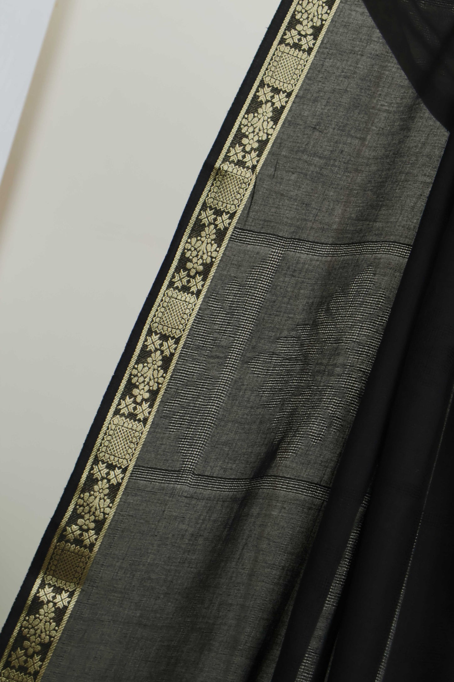 Jacquard Border Lawn Shawl HLSH135