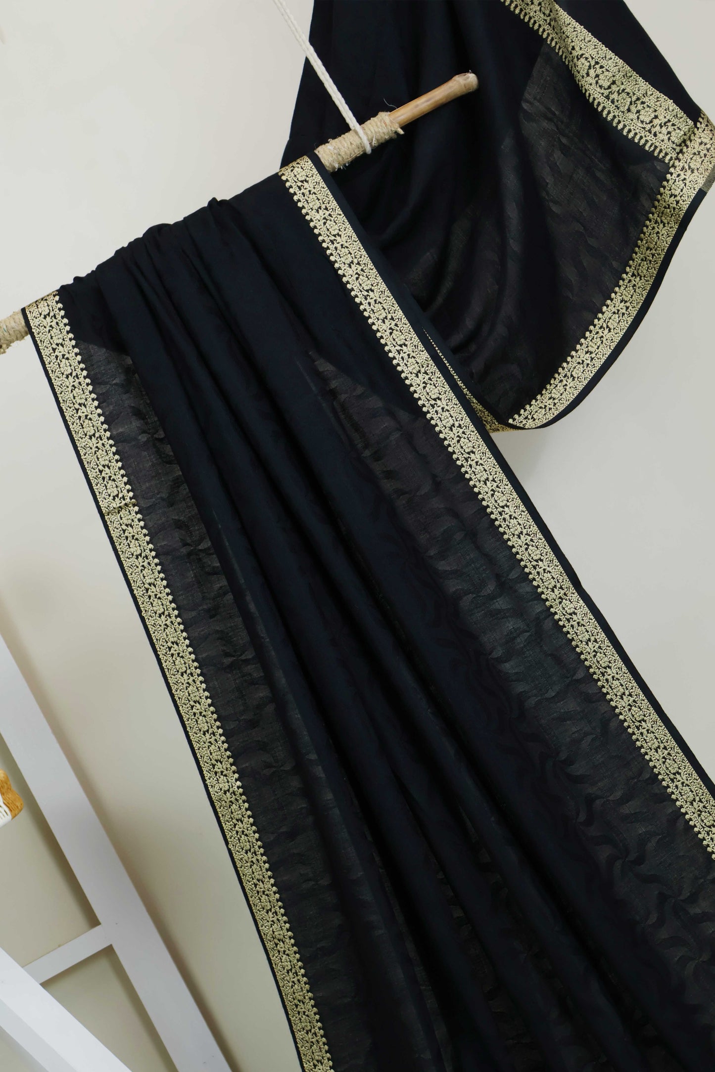 Jacquard Border Shawl HLSH102