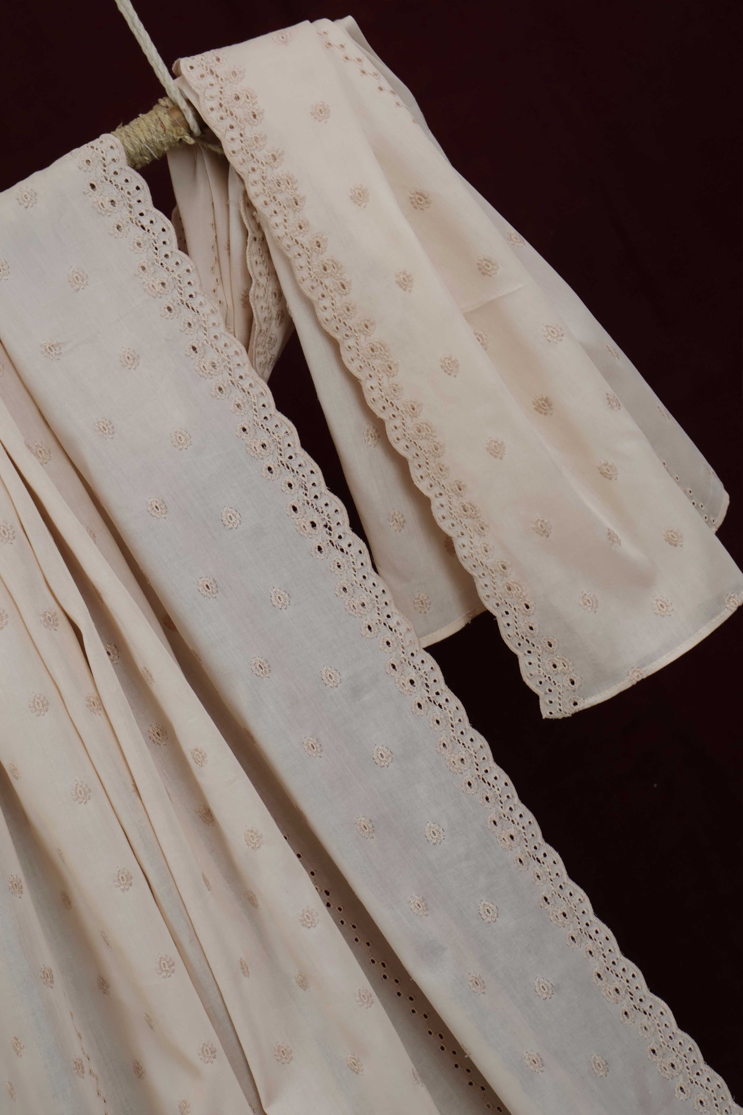 Embroidered Lawn Shawl HLSH151