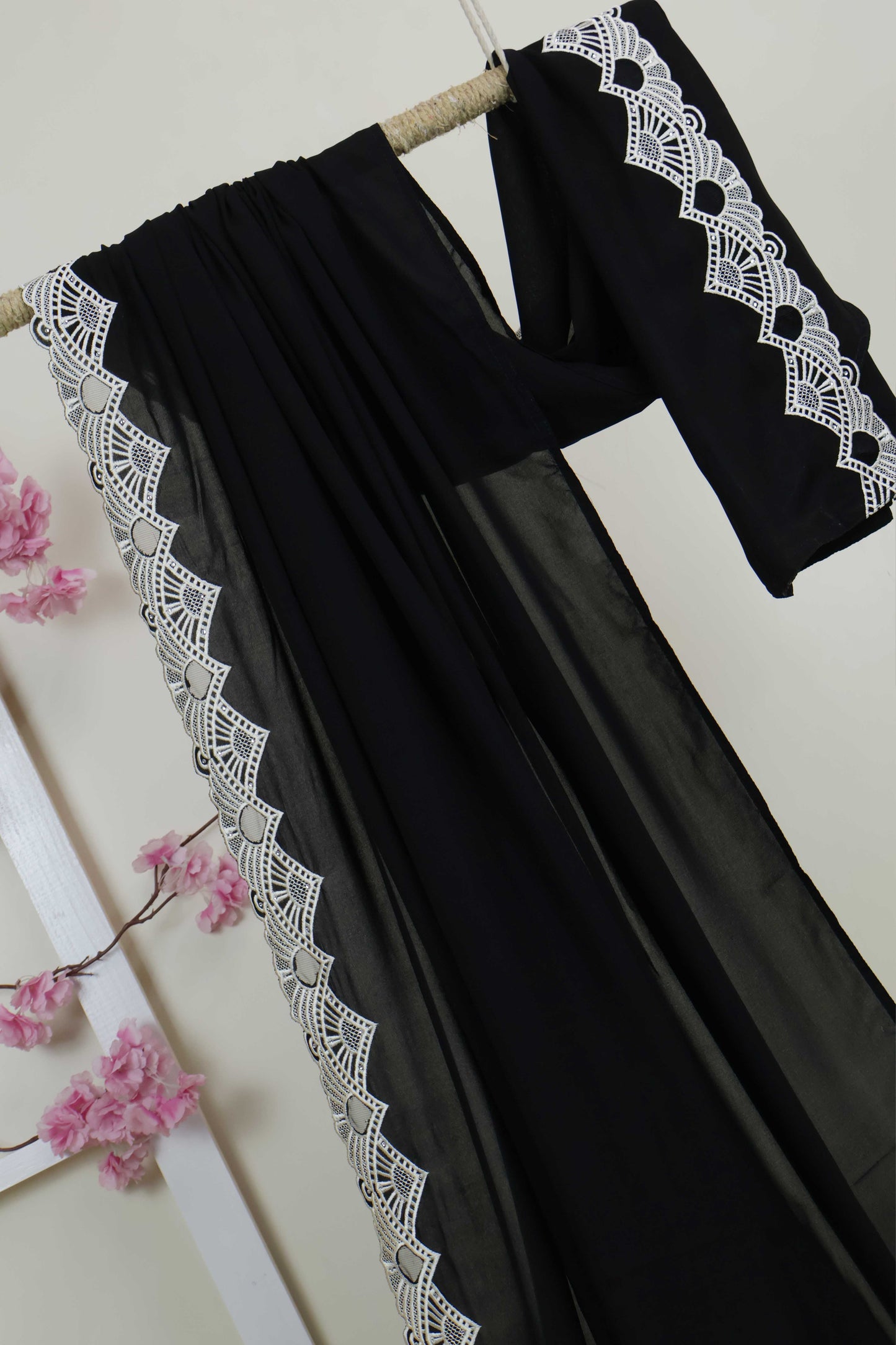 Embroidered Boarder Shawl HLSH170