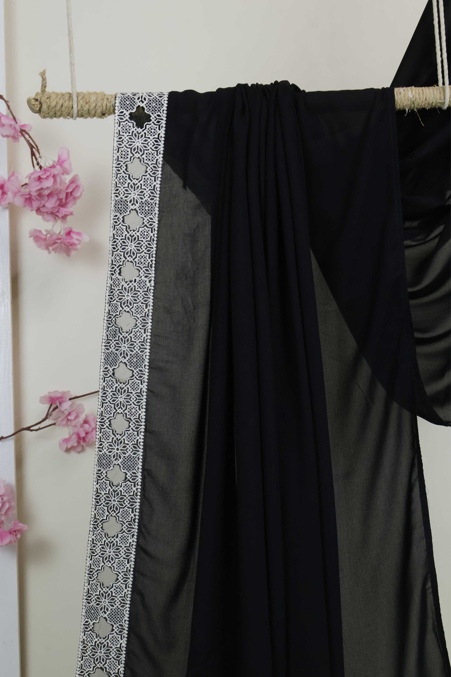 Embroidered Boarder Shawl HLSH169
