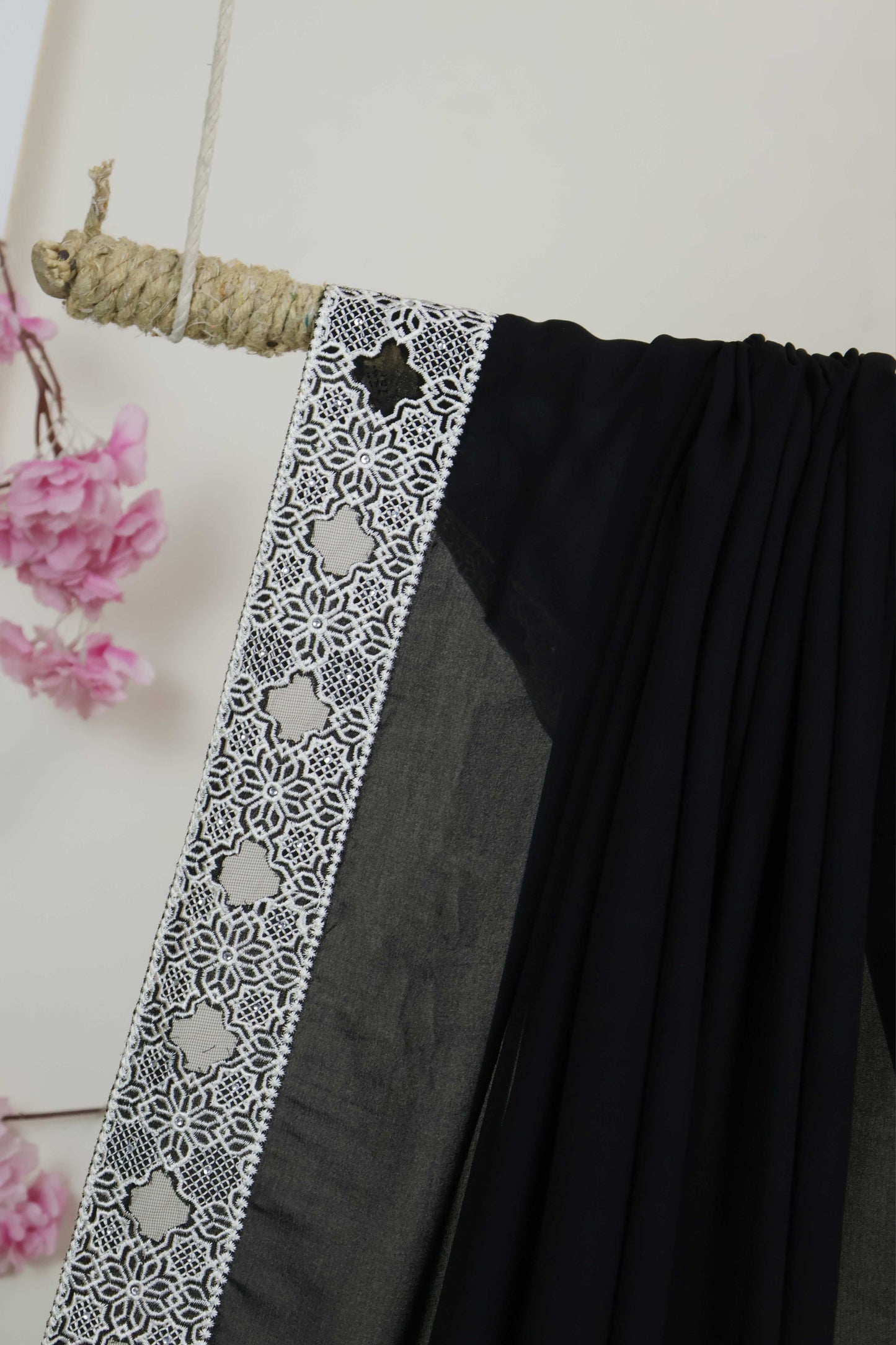 Embroidered Boarder Shawl HLSH169