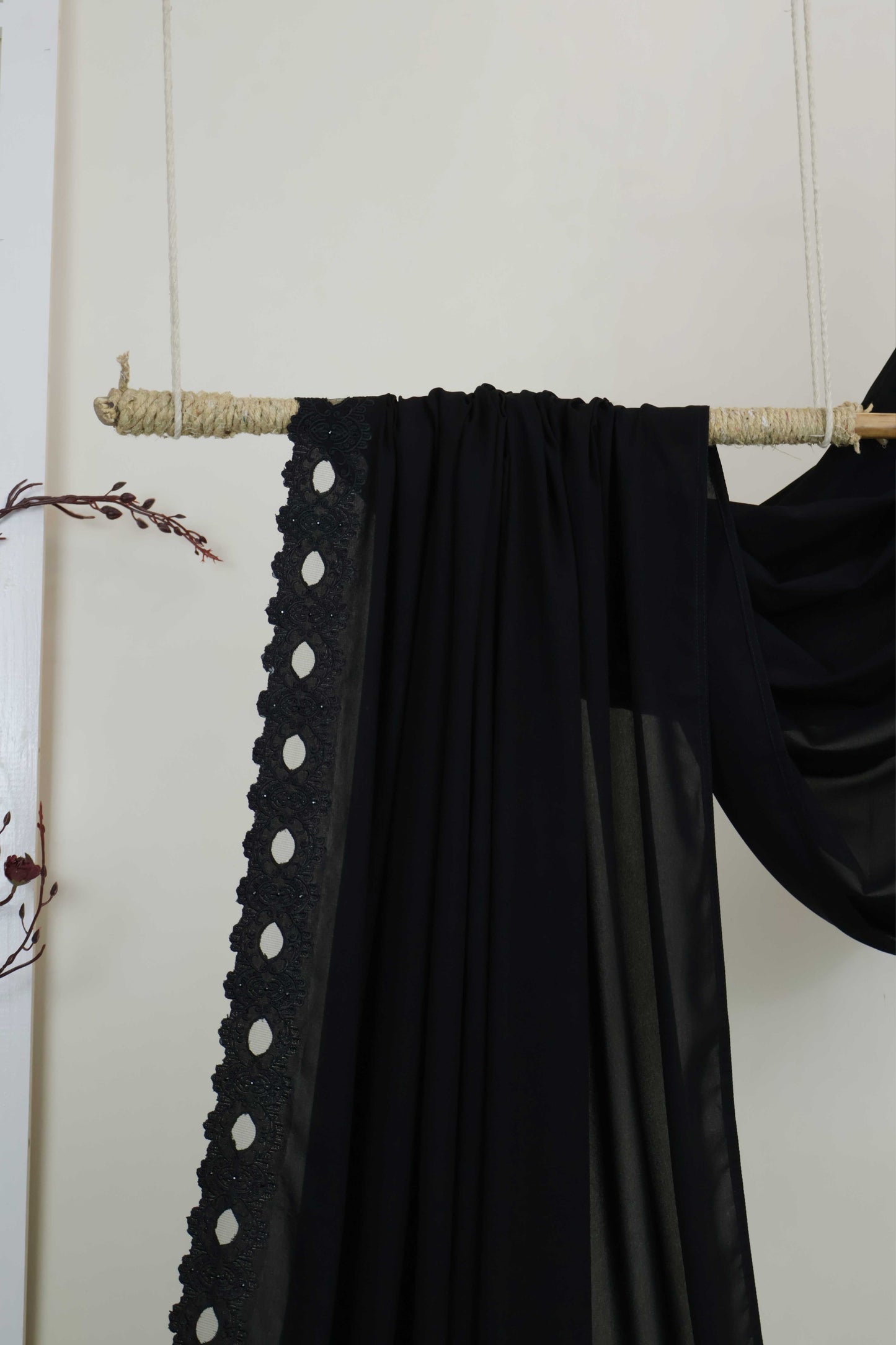 Embroidered Boarder Shawl HLSH168