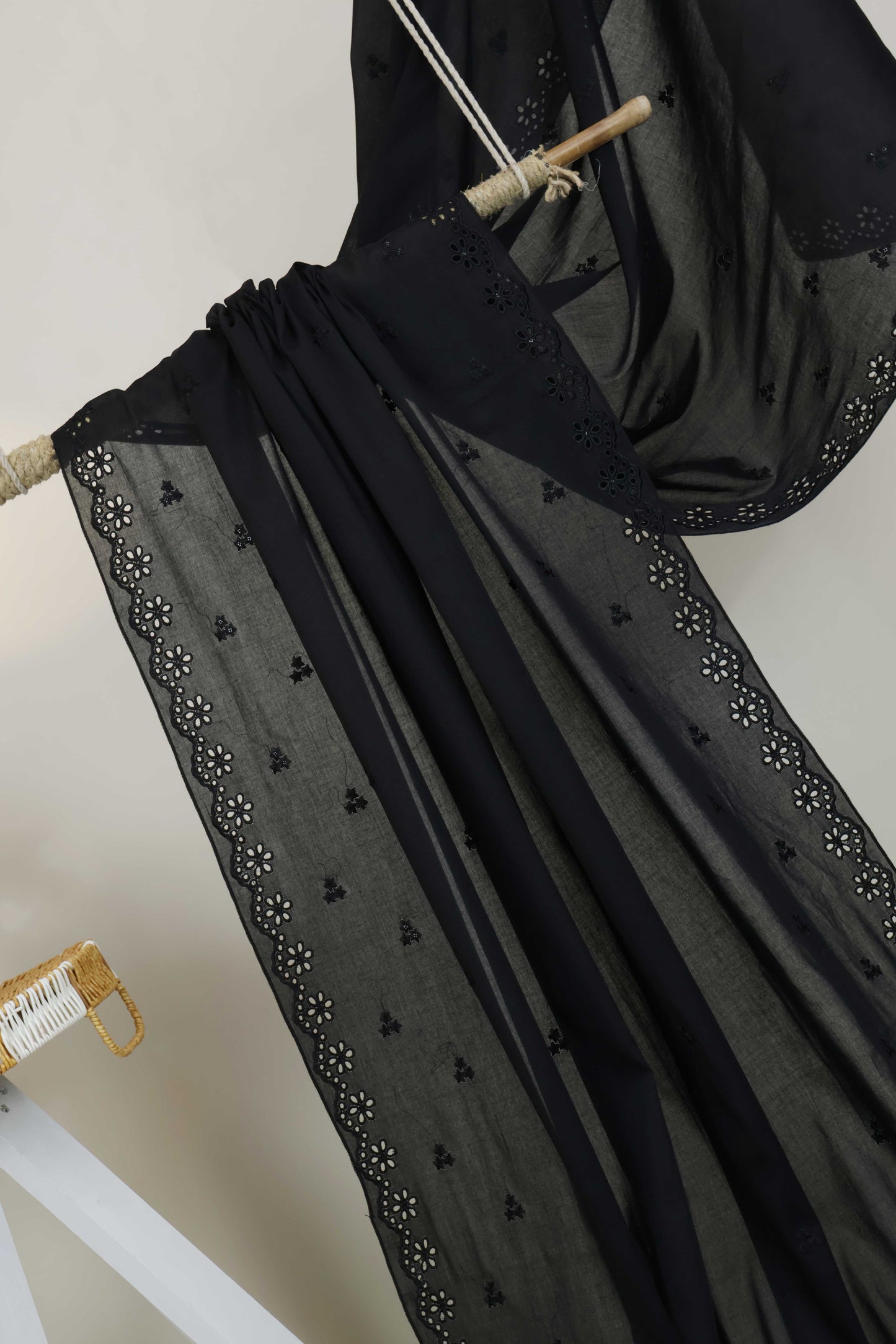 Embroidered Lawn Shawl HLSH177