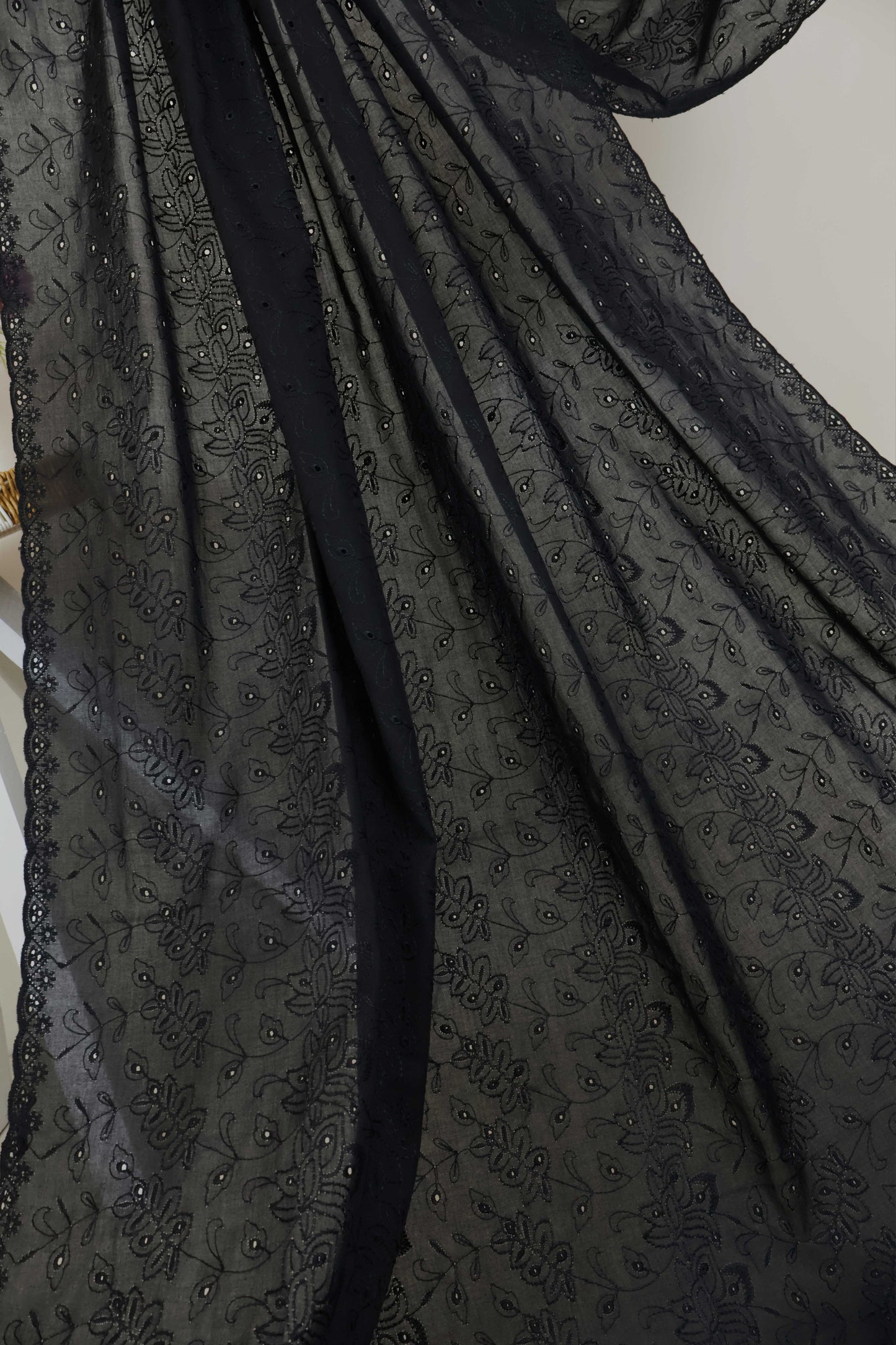 Full Embroidered Lawn Shawl HLSH178