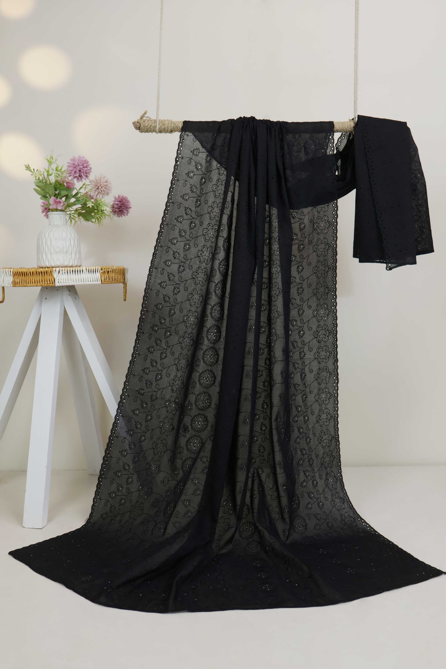 Full Embroidered Lawn Shawl HLSH179