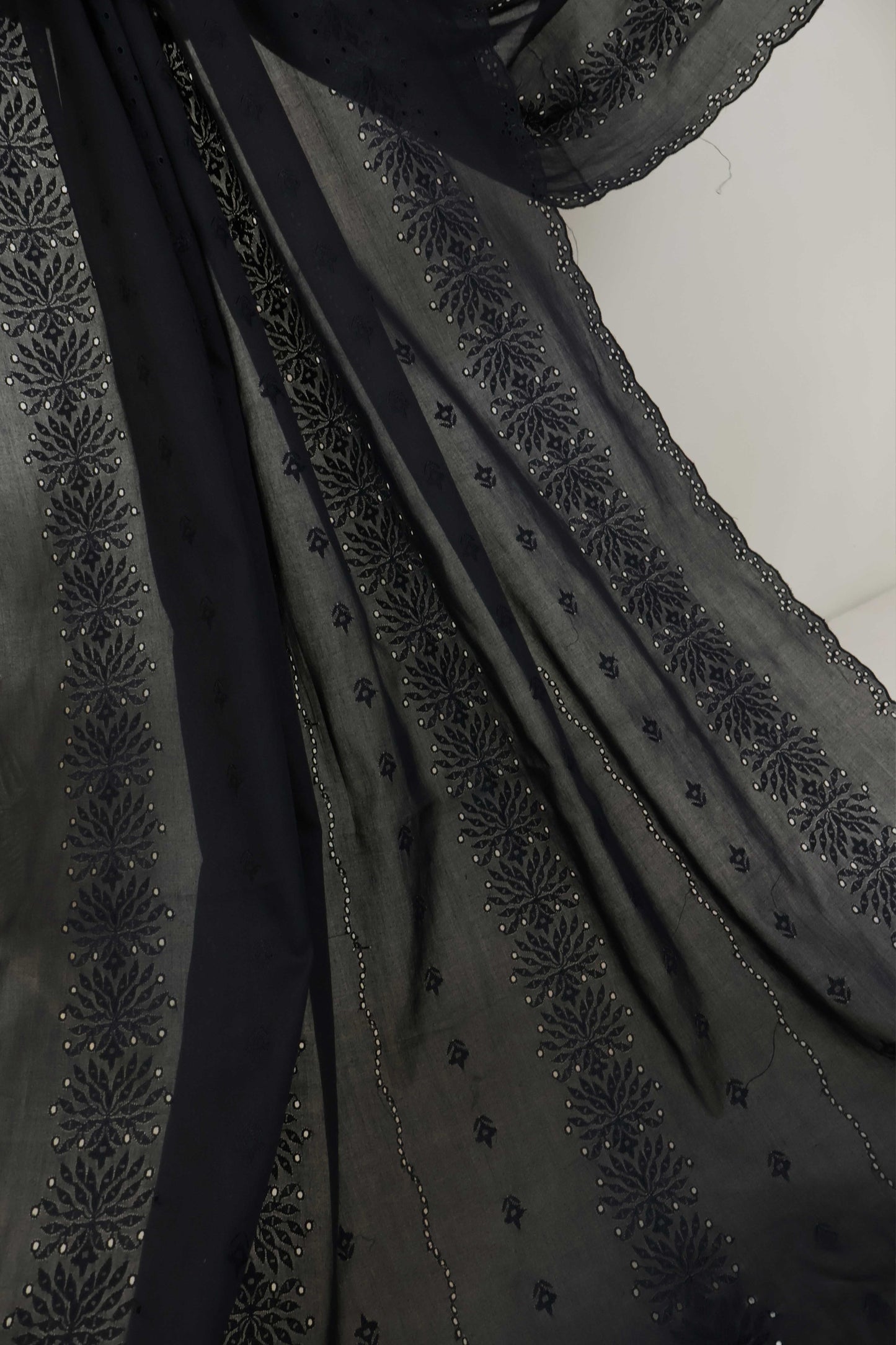 Embroidered Lawn Shawl HLSH183