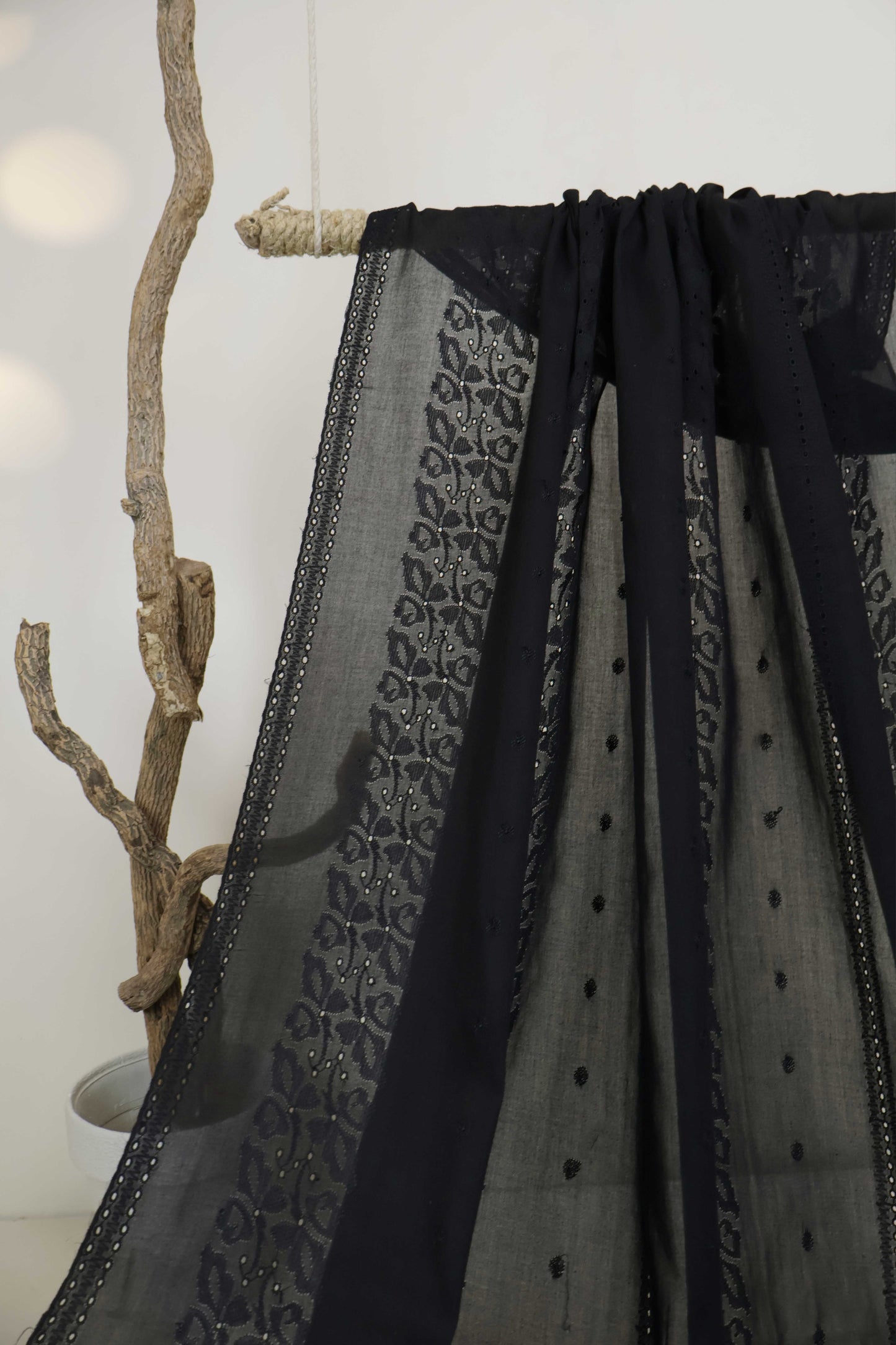 Embroidered Lawn Shawl HLSH184