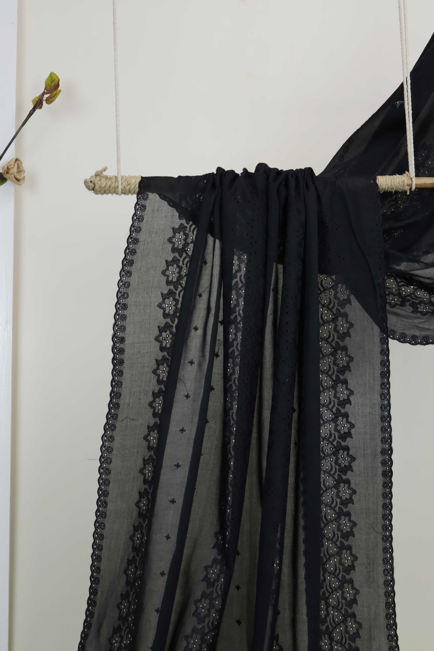 Embroidered Lawn Shawl HLSH185