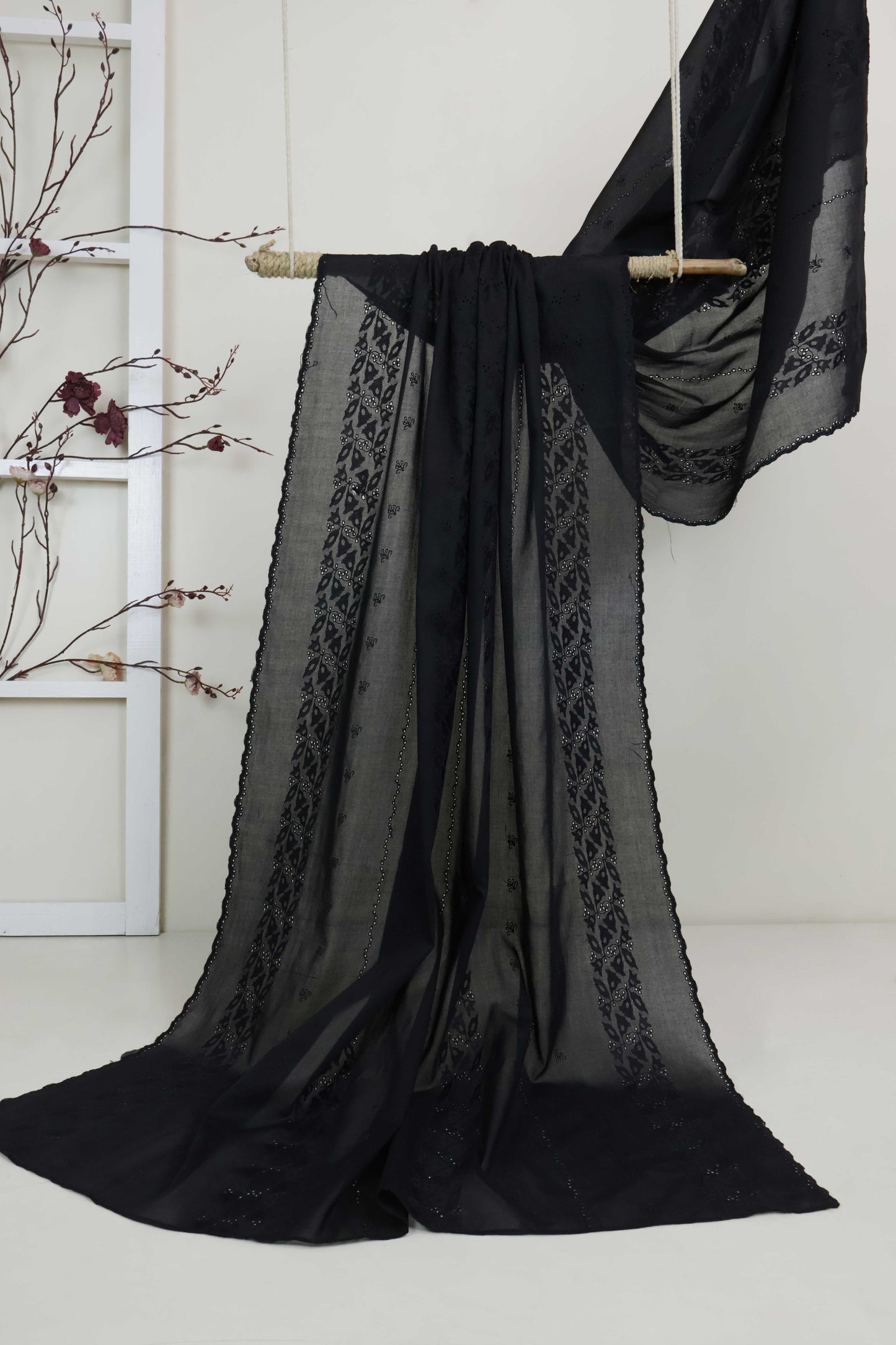 Embroidered Lawn Shawl HLSH186