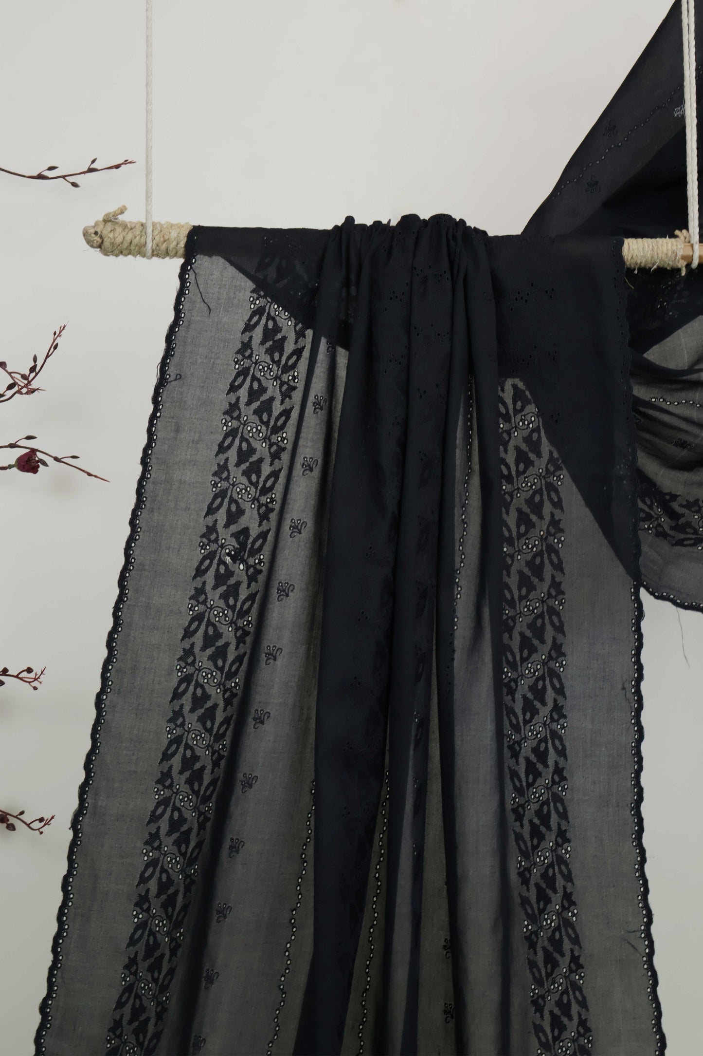 Embroidered Lawn Shawl HLSH186