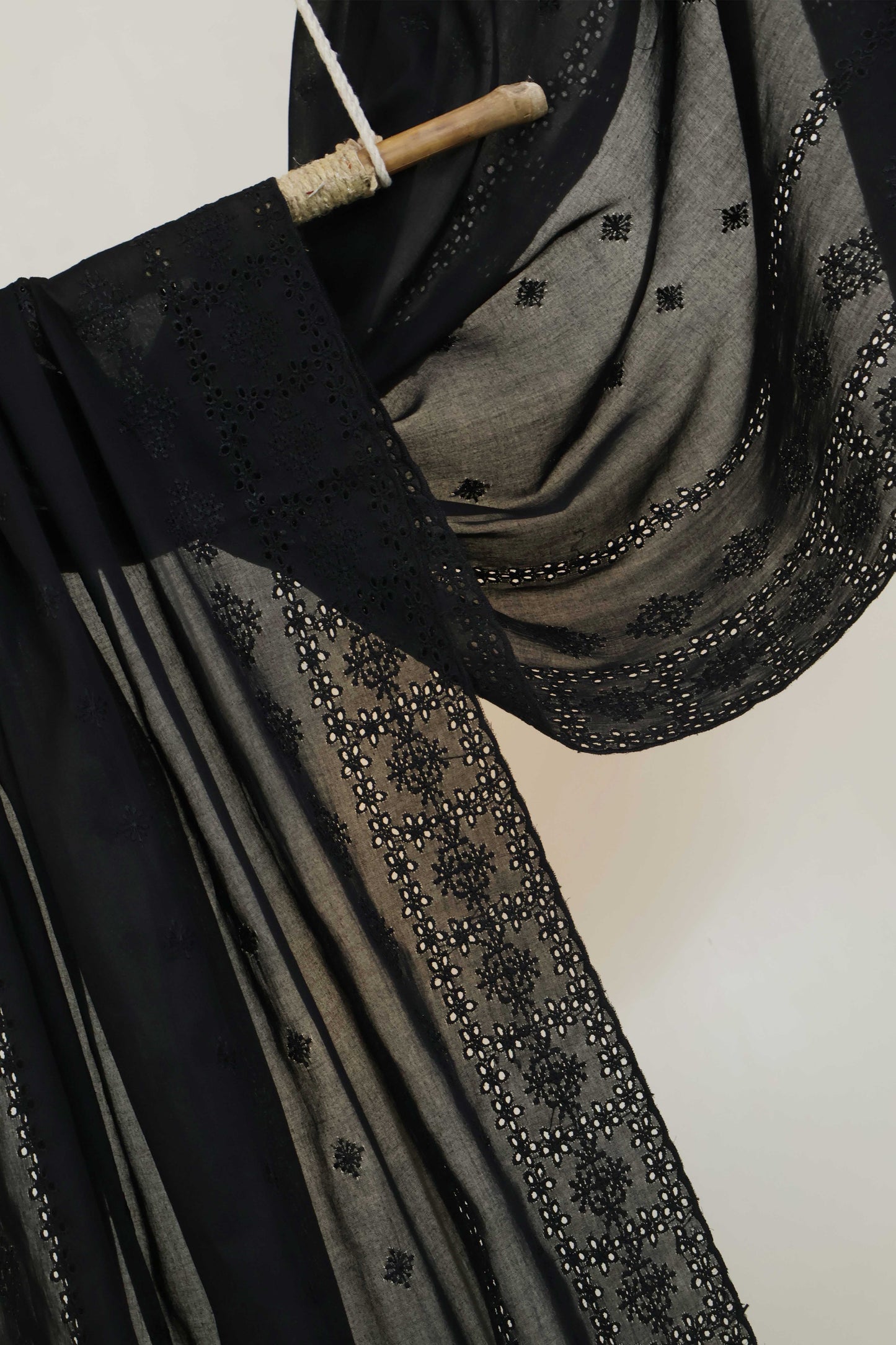 Embroidered Lawn Shawl HLSH207