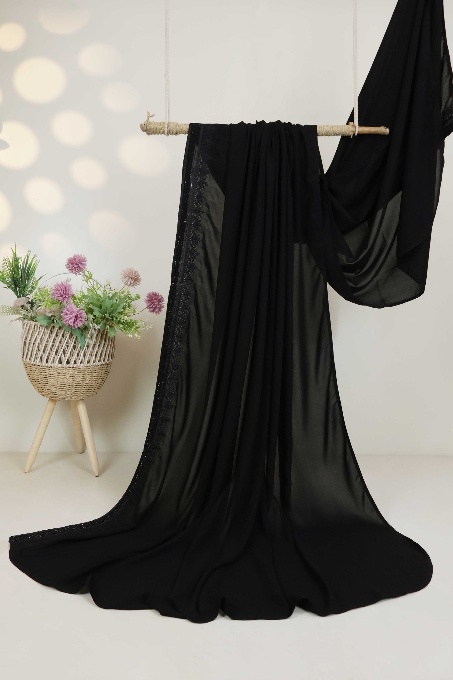 Embroidered Boarder Shawl HLSH189