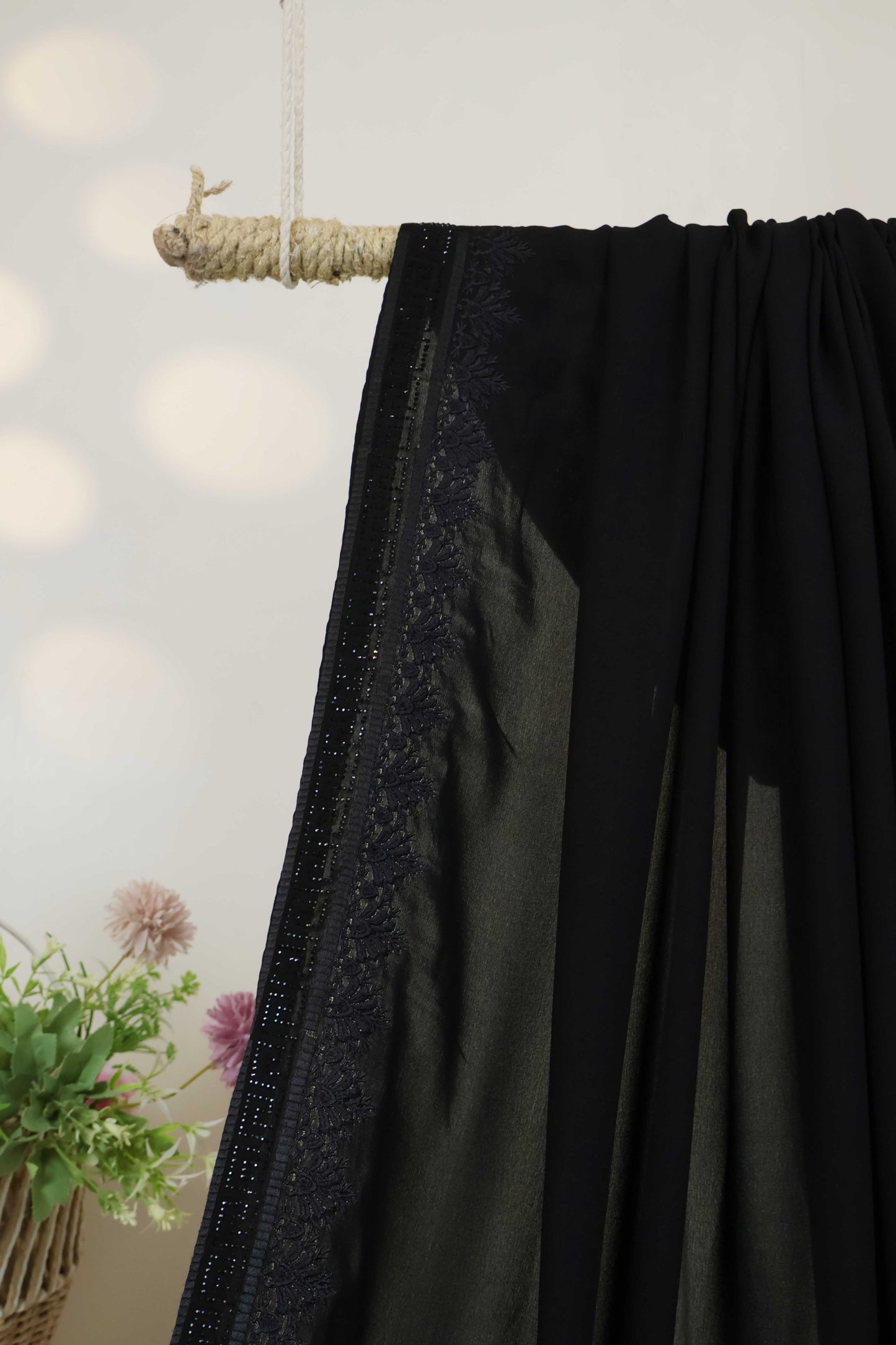 Embroidered Boarder Shawl HLSH189