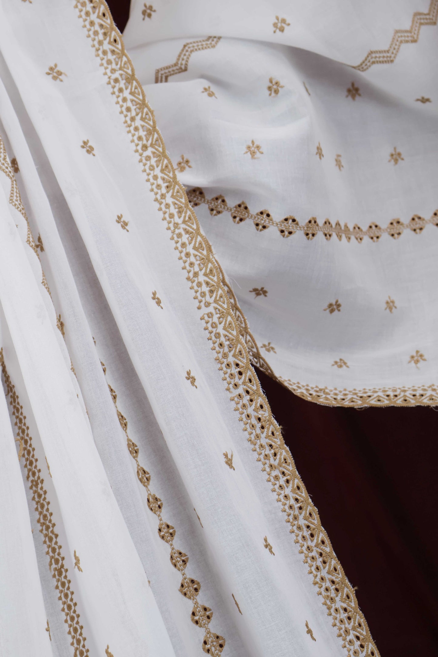 Embroidered Lawn Shawl HLSH196