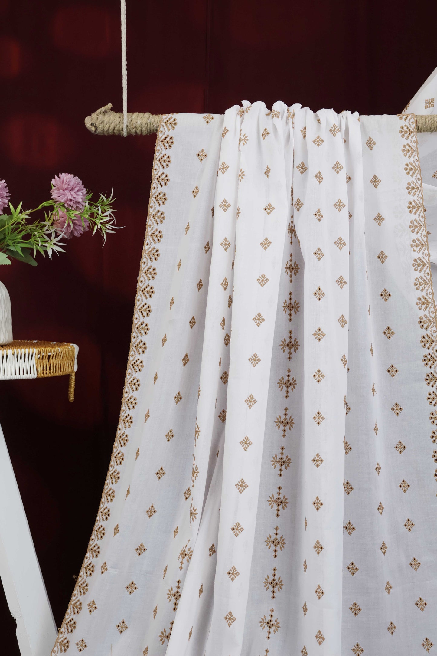 Embroidered Lawn Shawl HLSH198