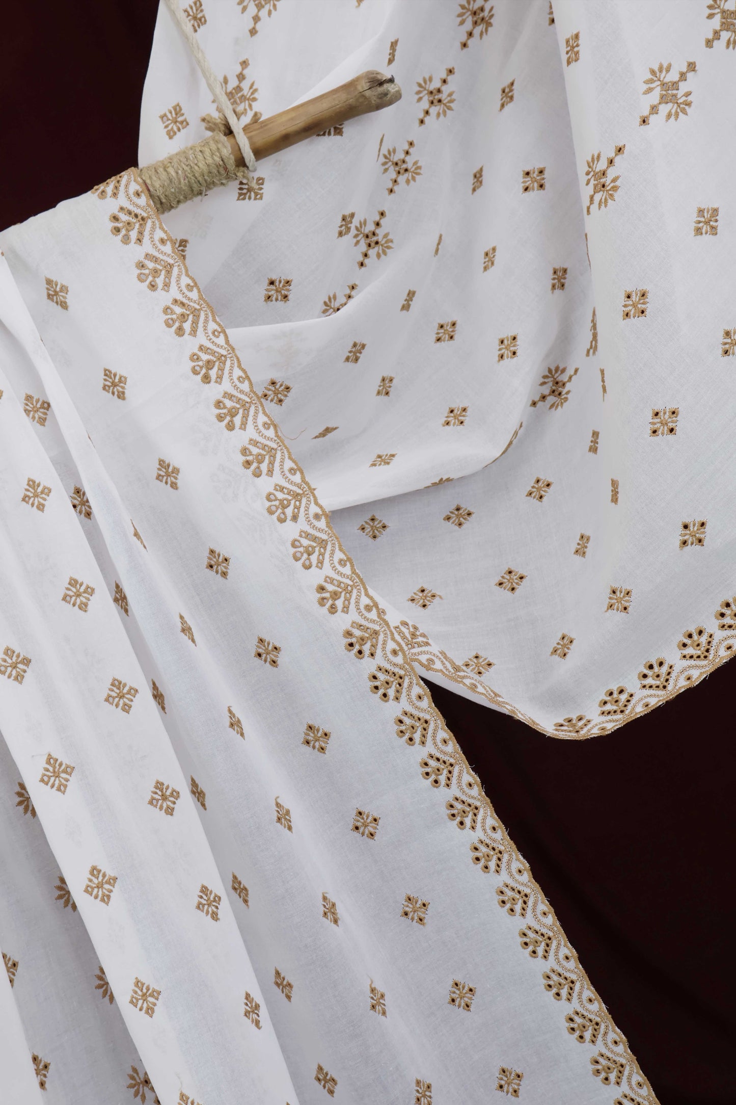 Embroidered Lawn Shawl HLSH198