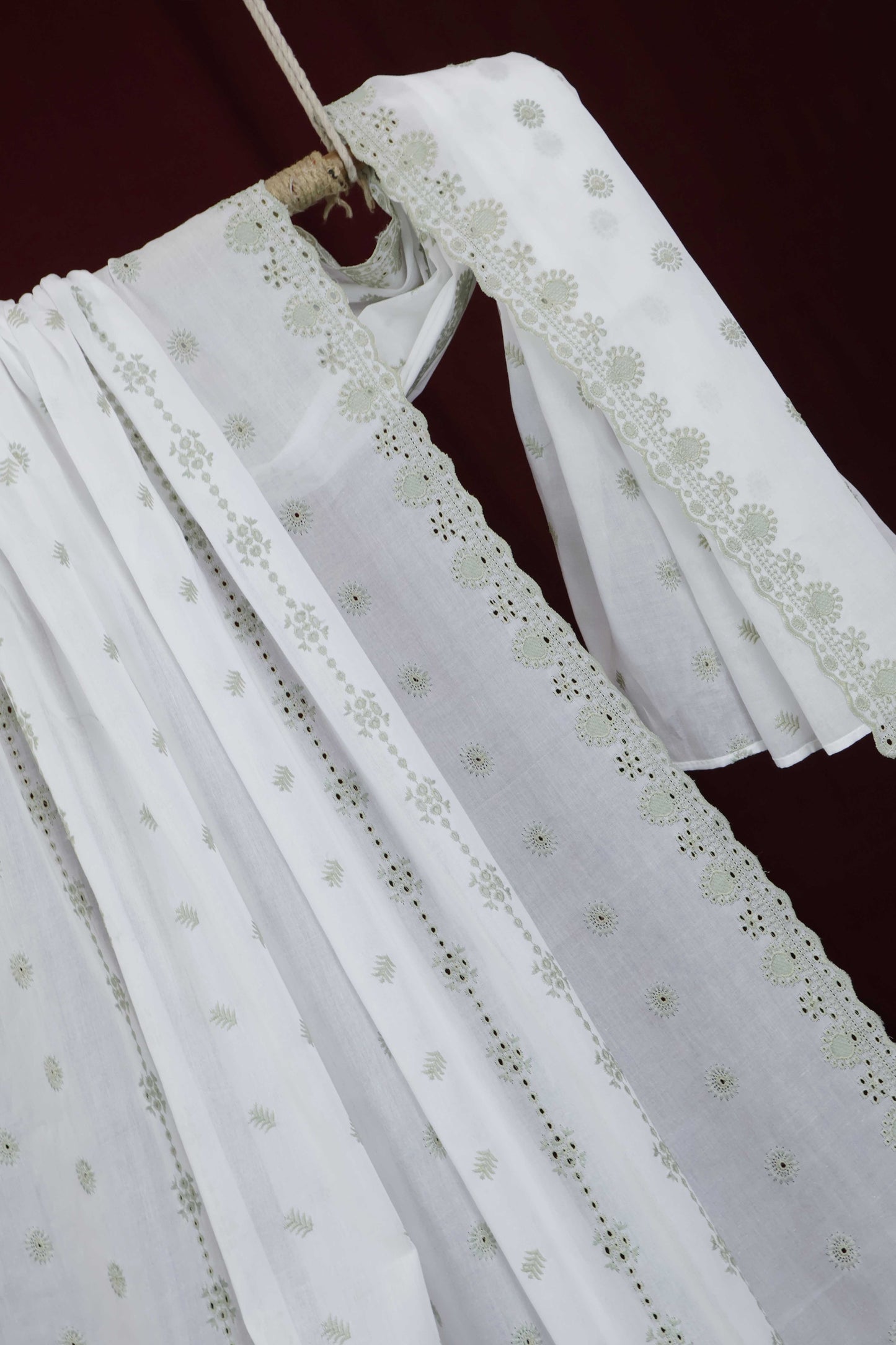 Embroidered Lawn Shawl HLSH194