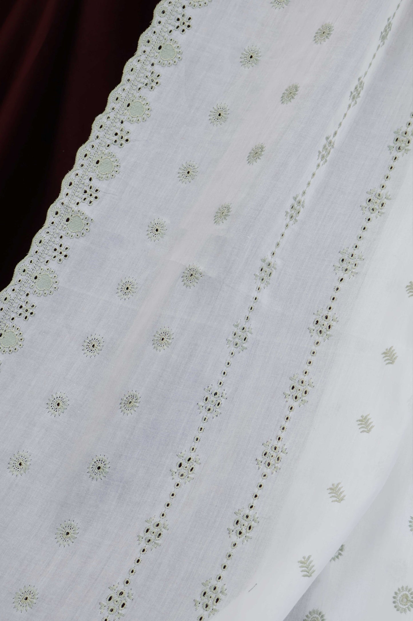 Embroidered Lawn Shawl HLSH194