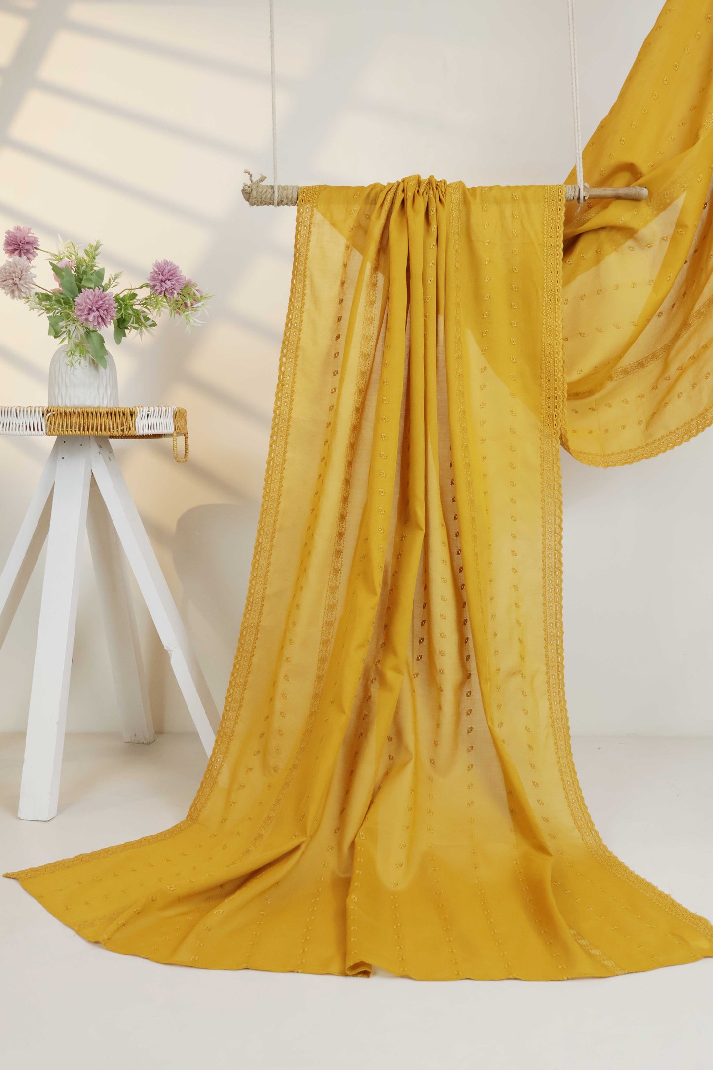 Embroidered Lawn Shawl 3787BB