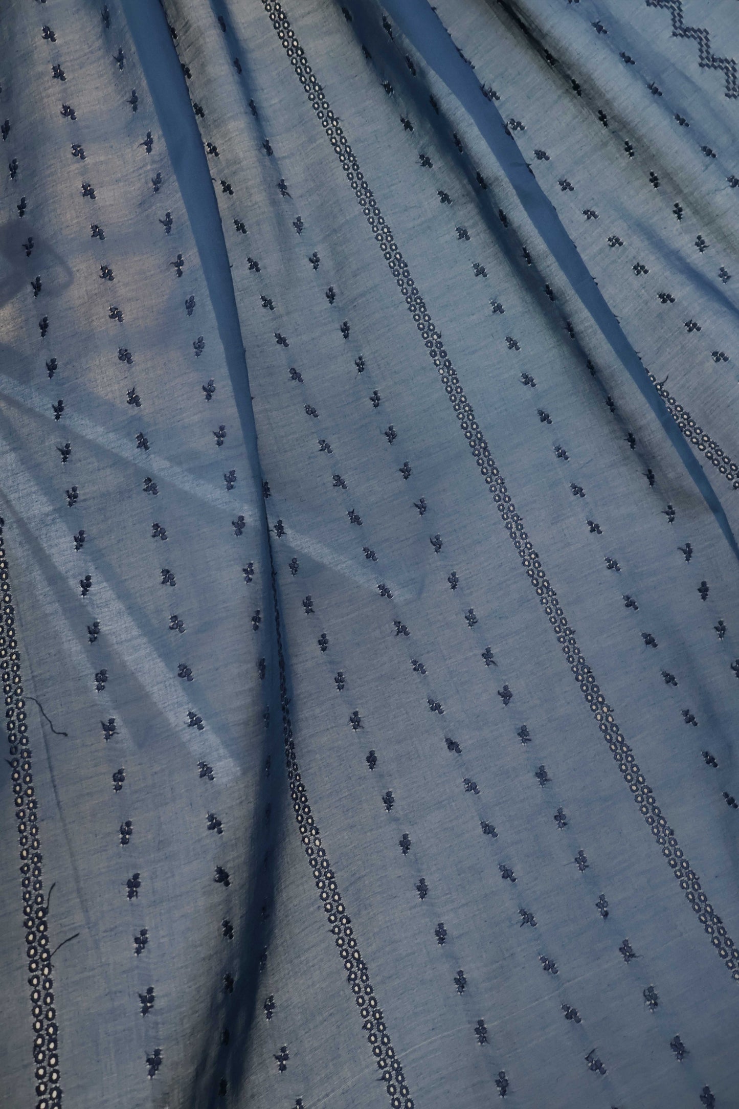 Embroidered Lawn Shawl 3787EE