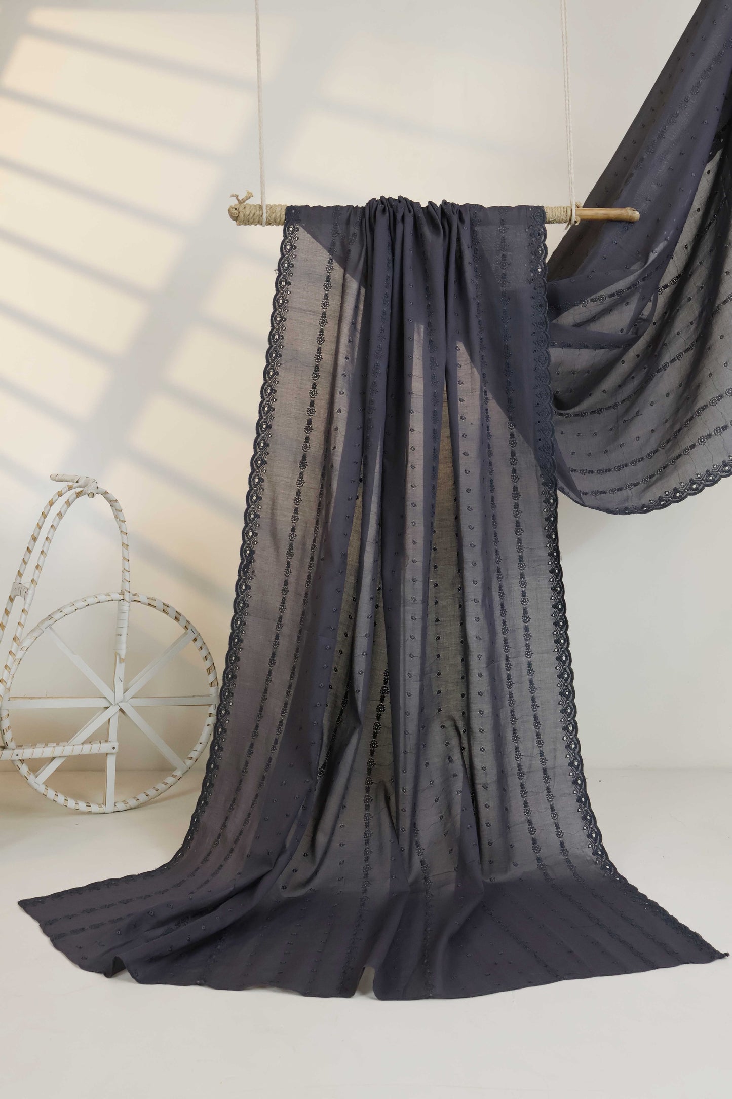 Embroidered Lawn Shawl 3787Y