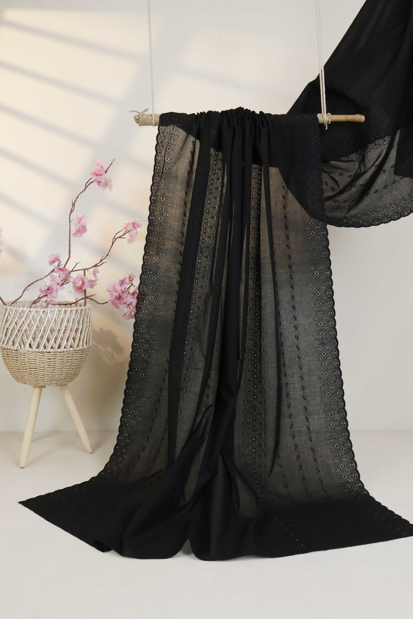 Embroidered Lawn Shawl HLSH210