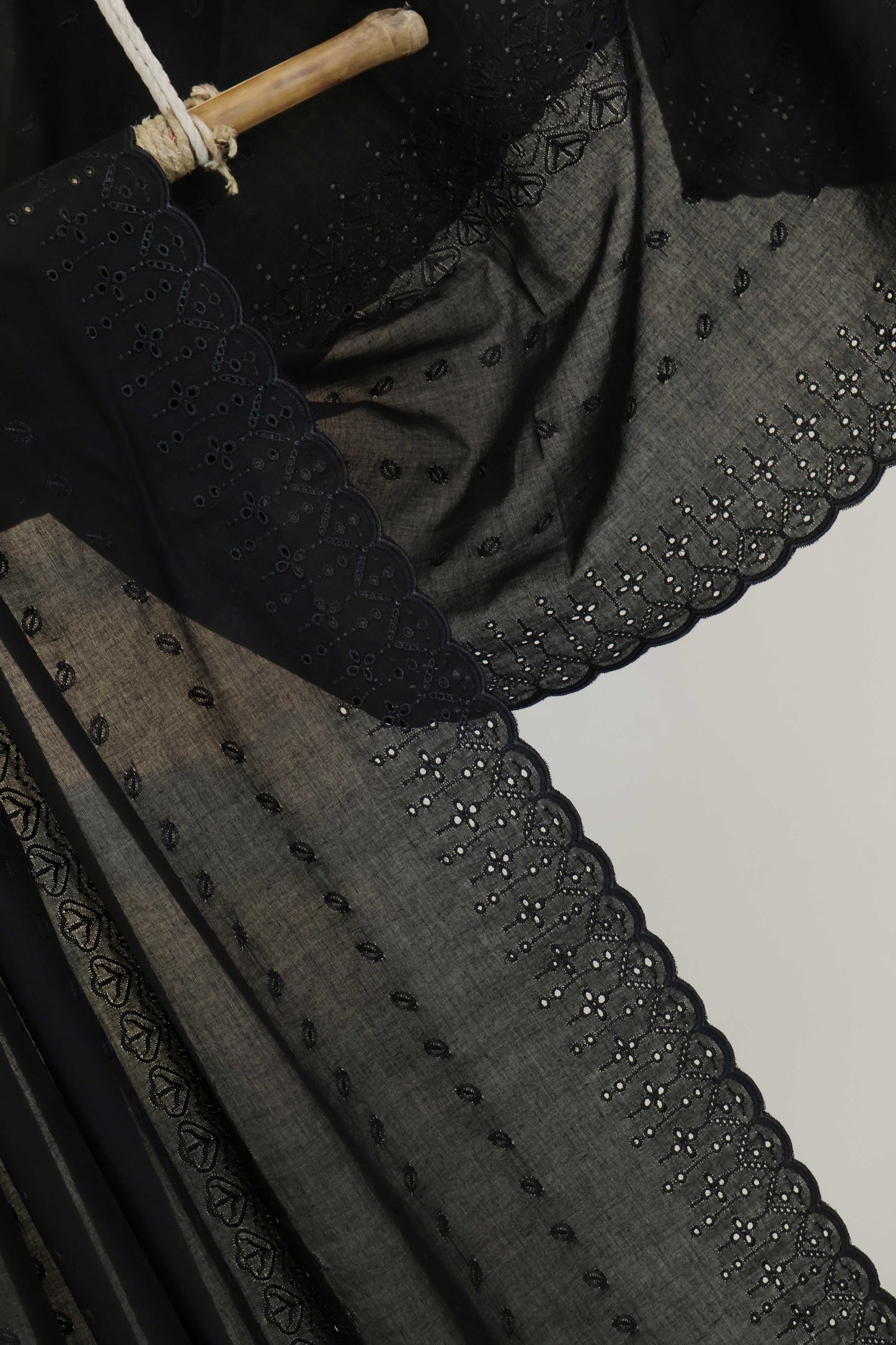 Embroidered Lawn Shawl HLSH210