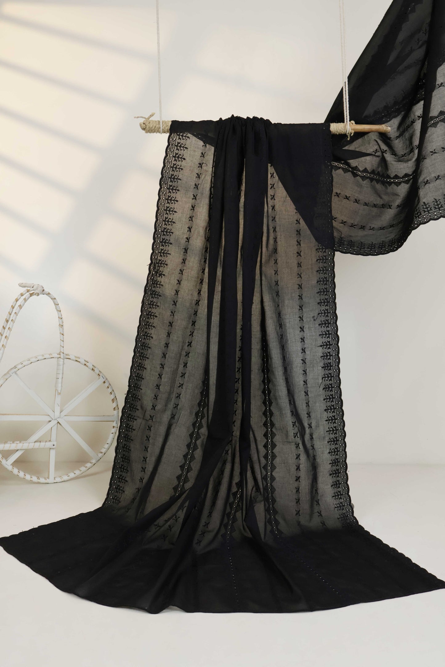 Embroidered Lawn Shawl HLSH208