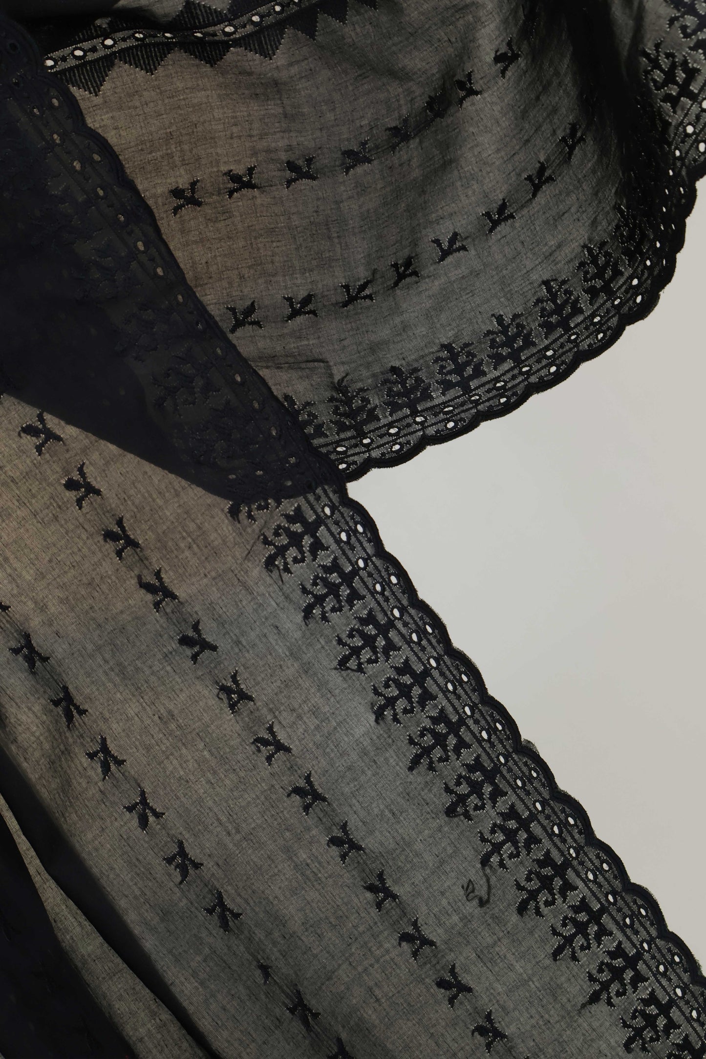 Embroidered Lawn Shawl HLSH208