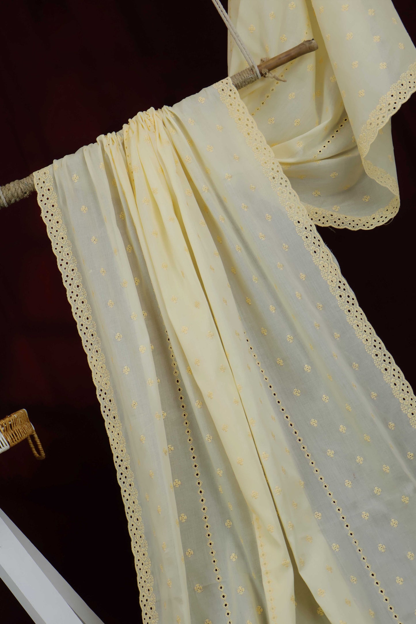 Embroidered Lawn Shawl HLSH217
