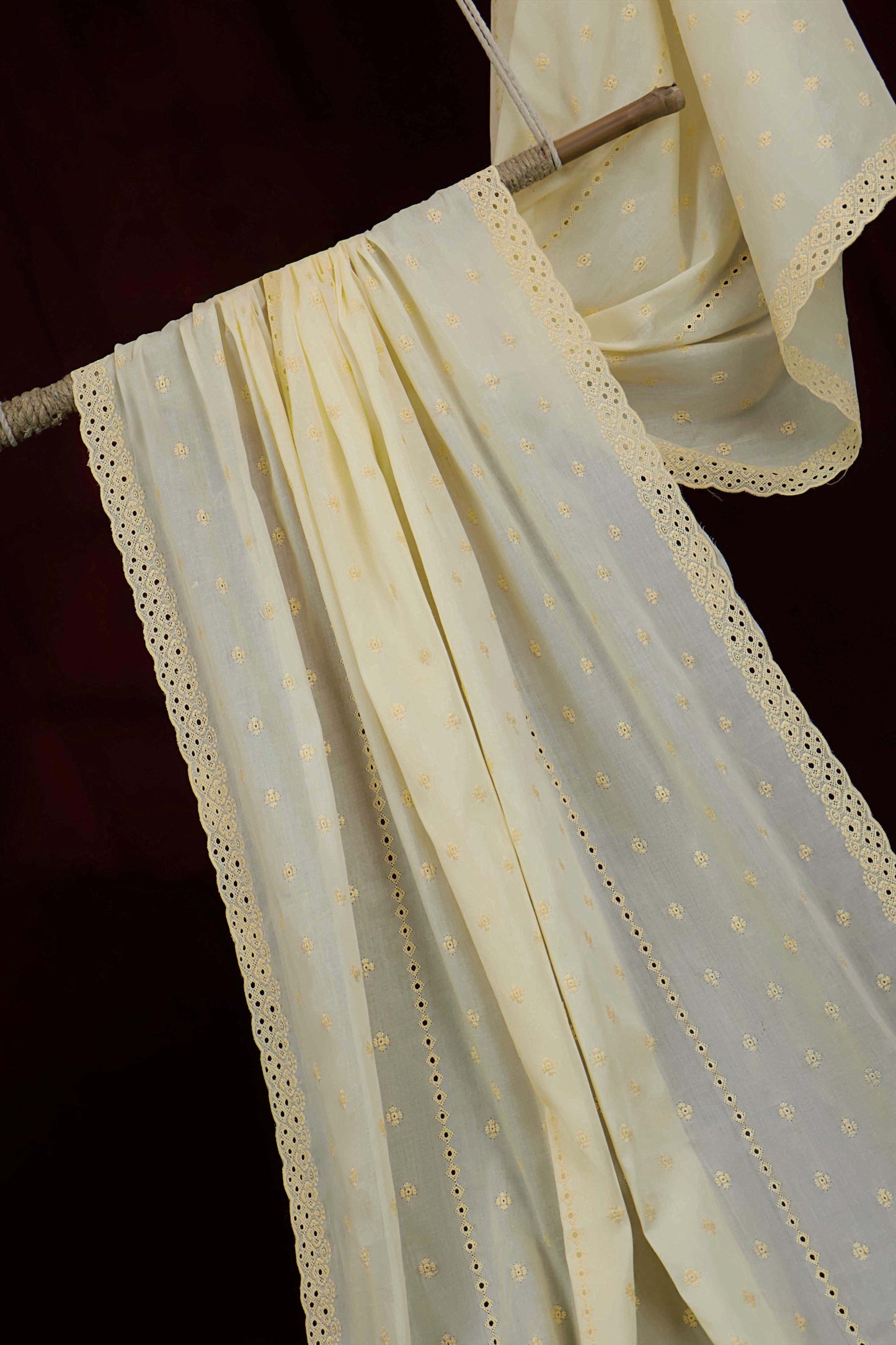 Embroidered Lawn Shawl HLSH217