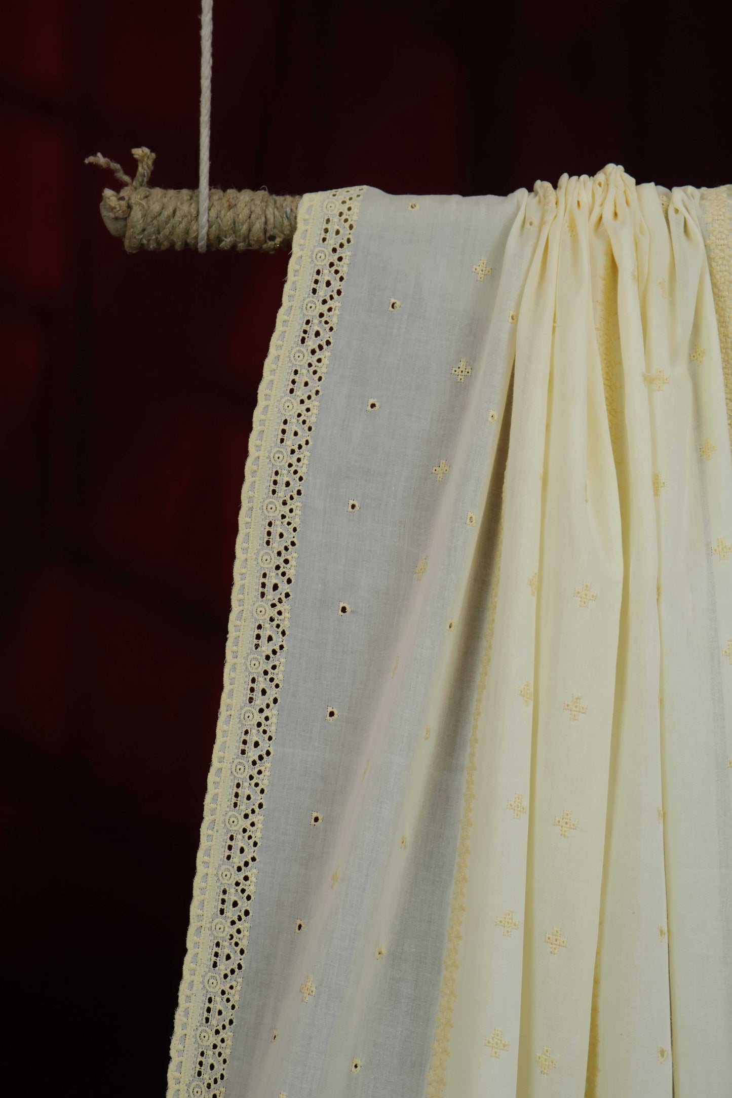 Embroidered Lawn Shawl HLSH224