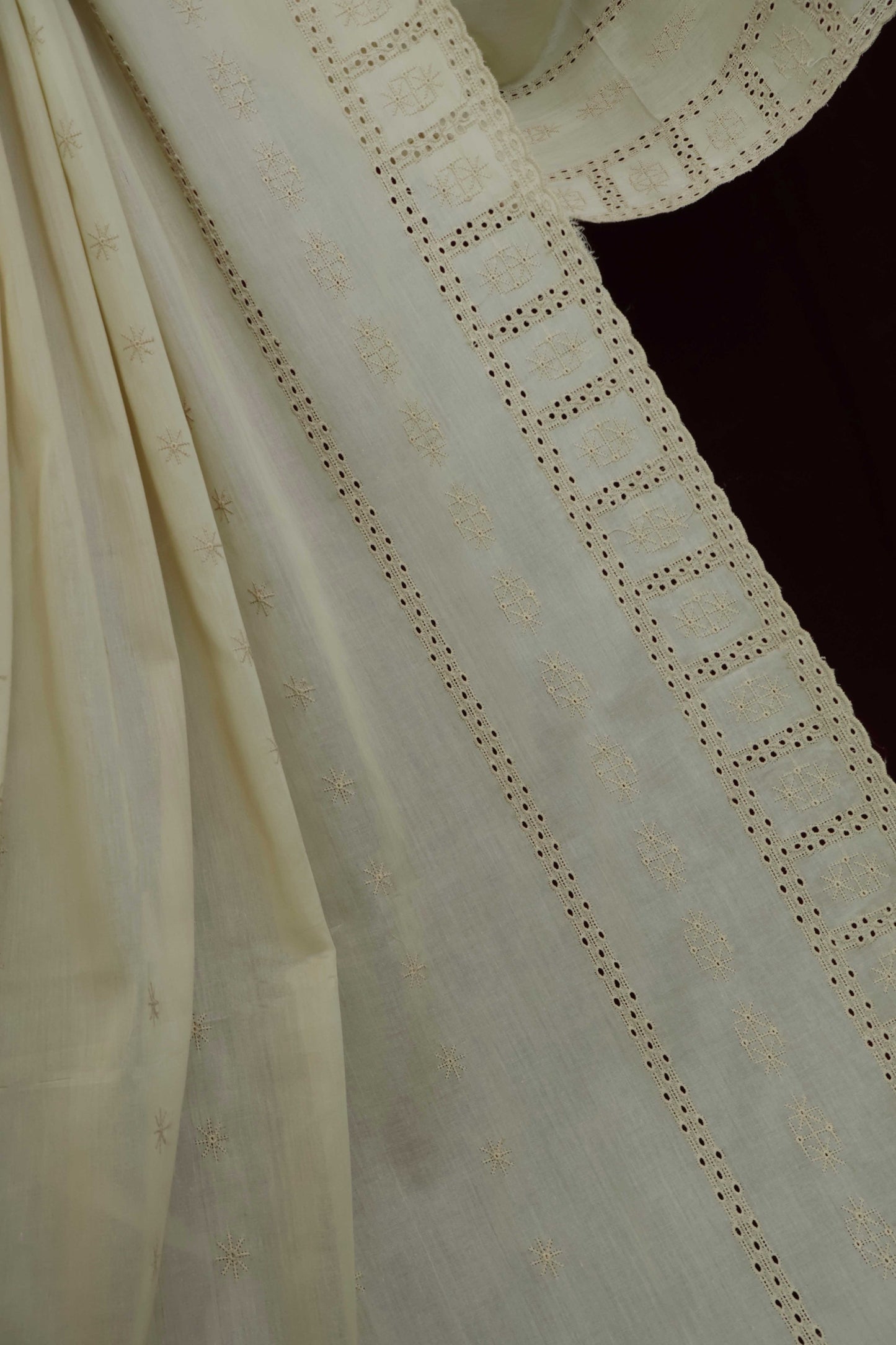 Embroidered Lawn Shawl HLSH220
