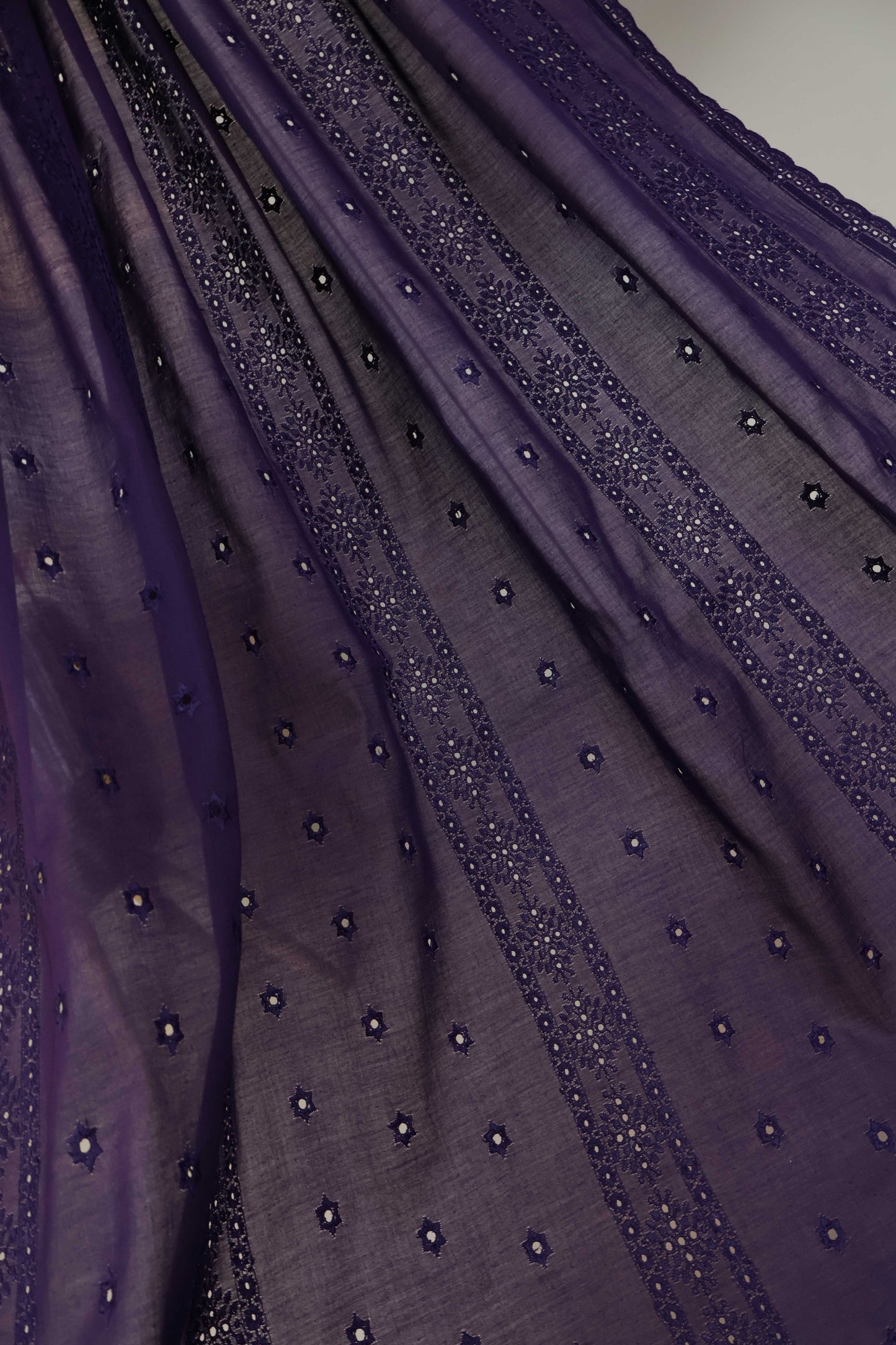 Embroidered Lawn Full Size Shawl 1477D