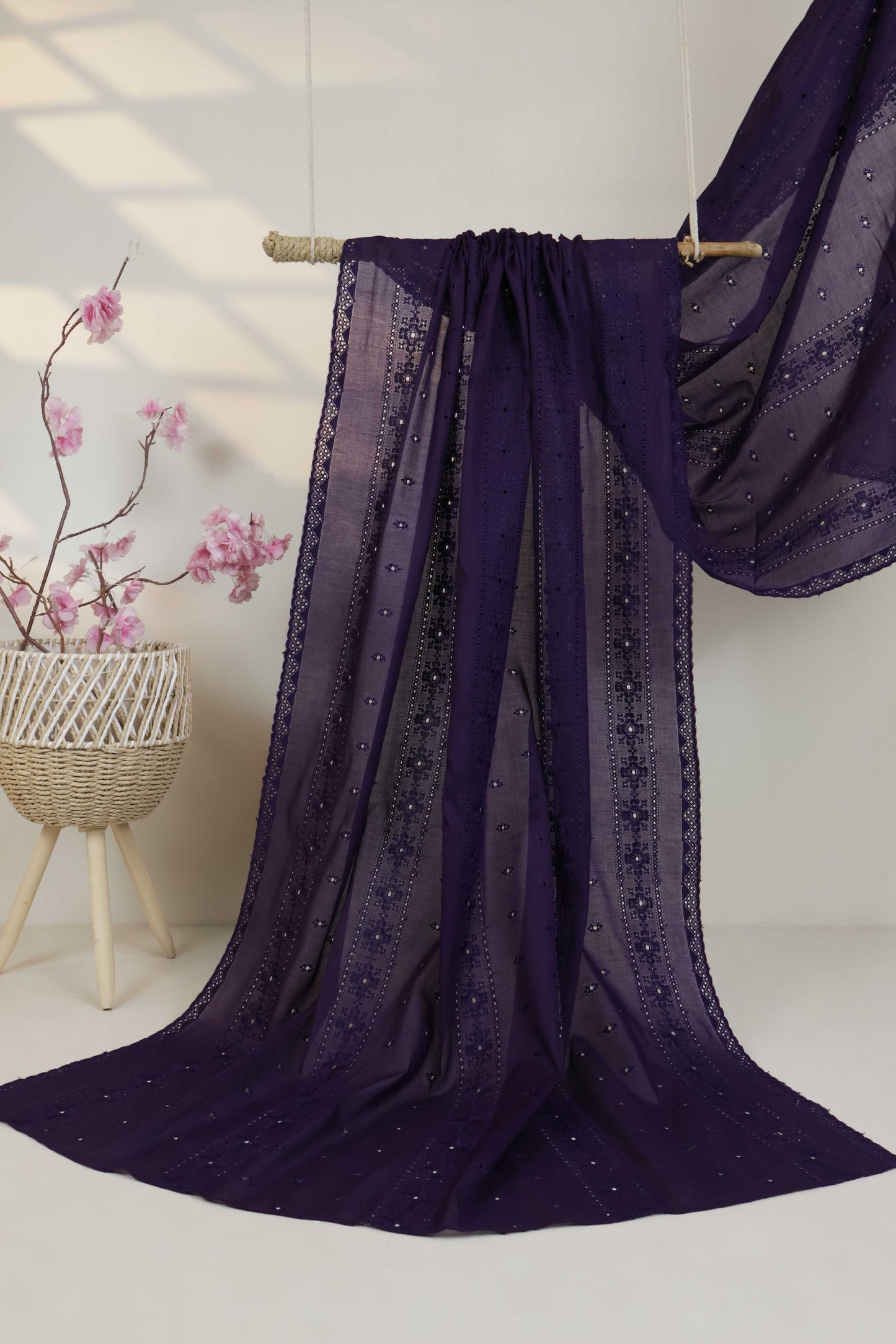 Embroidered Lawn Full Size Shawl 1477K