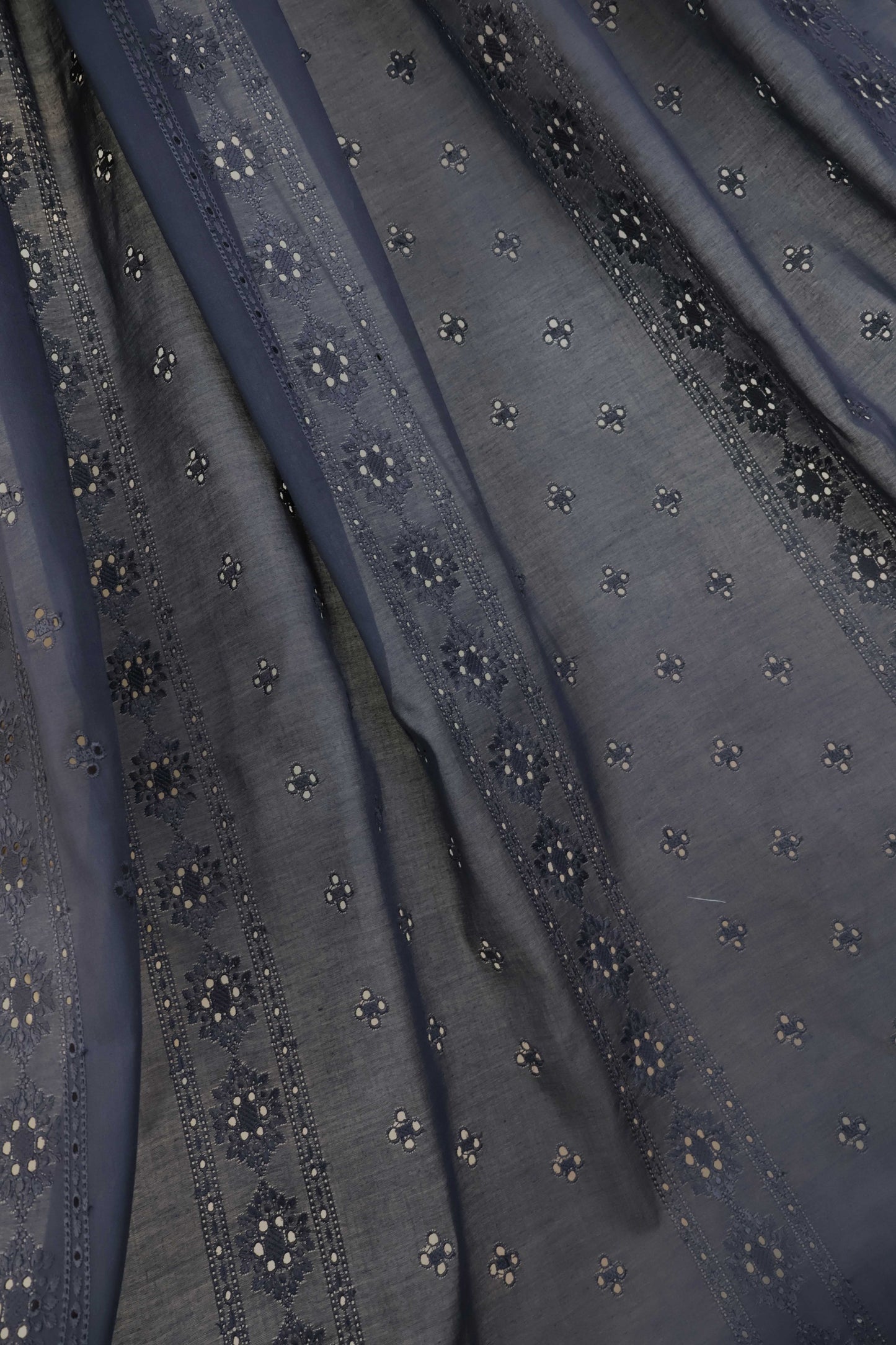 Embroidered Lawn Full Size Shawl 1477F