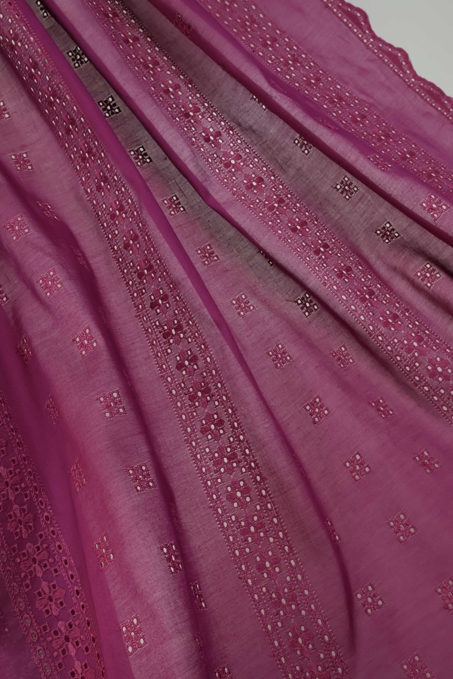 Embroidered Lawn Full Size Shawl 1477A