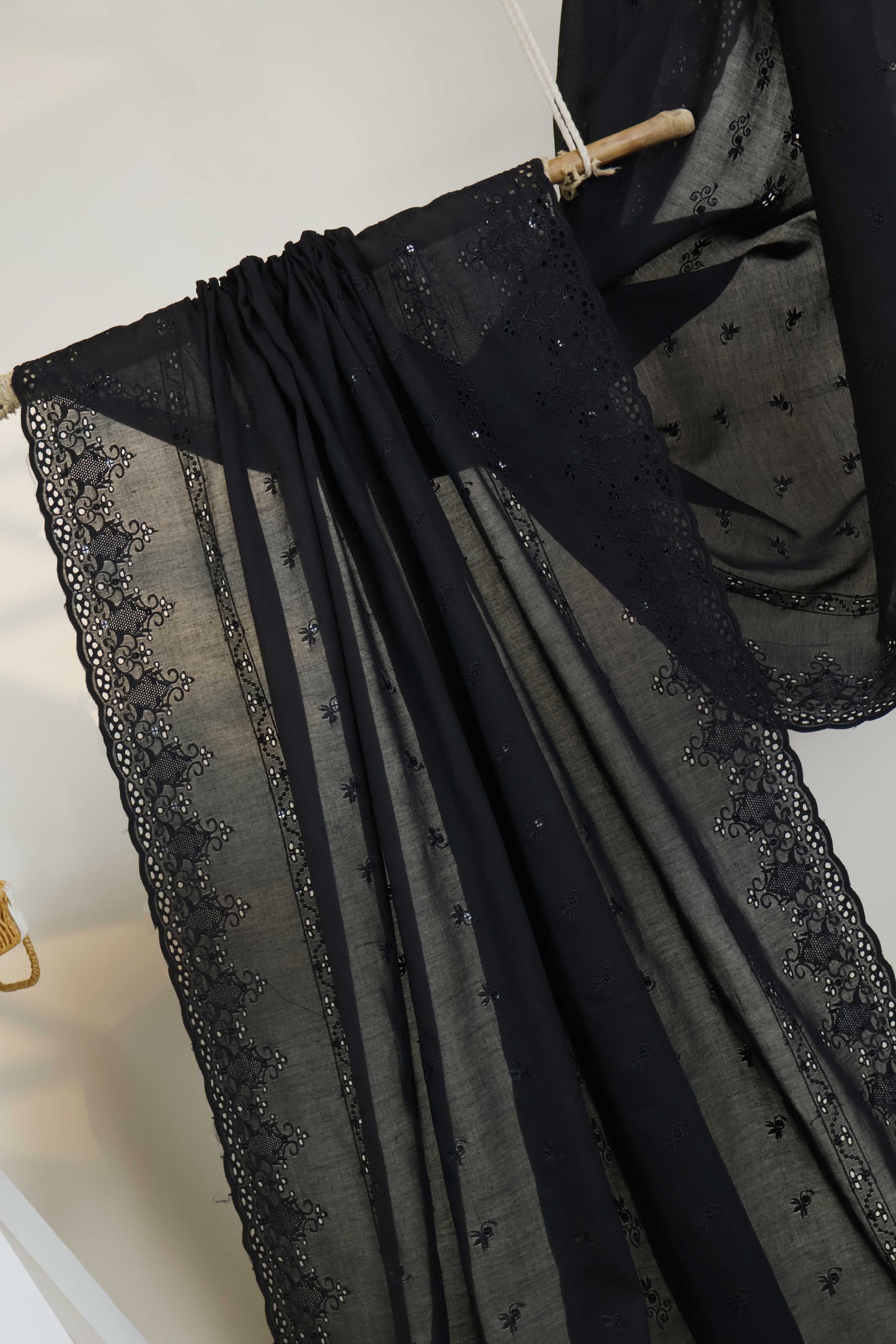 Embroidered Lawn Full Size Shawl 3179A