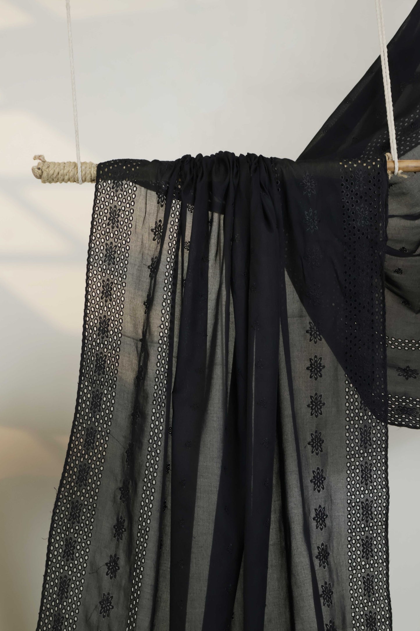 Embroidered Lawn Shawl HLSH206