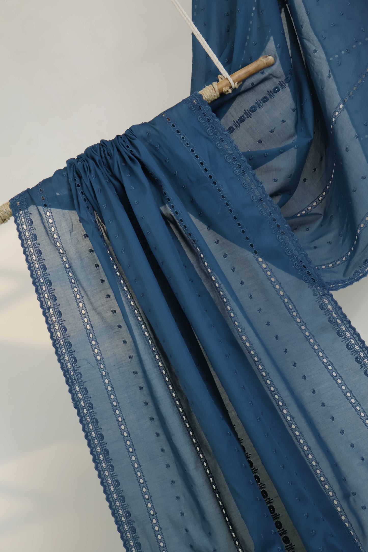 Embroidered Lawn Shawl 3787MM