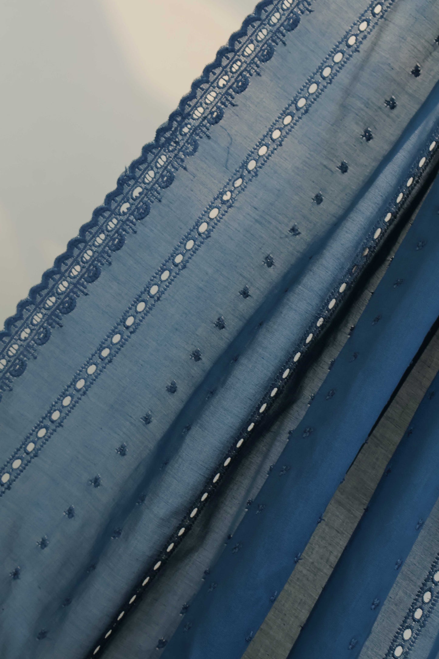 Embroidered Lawn Shawl 3787MM