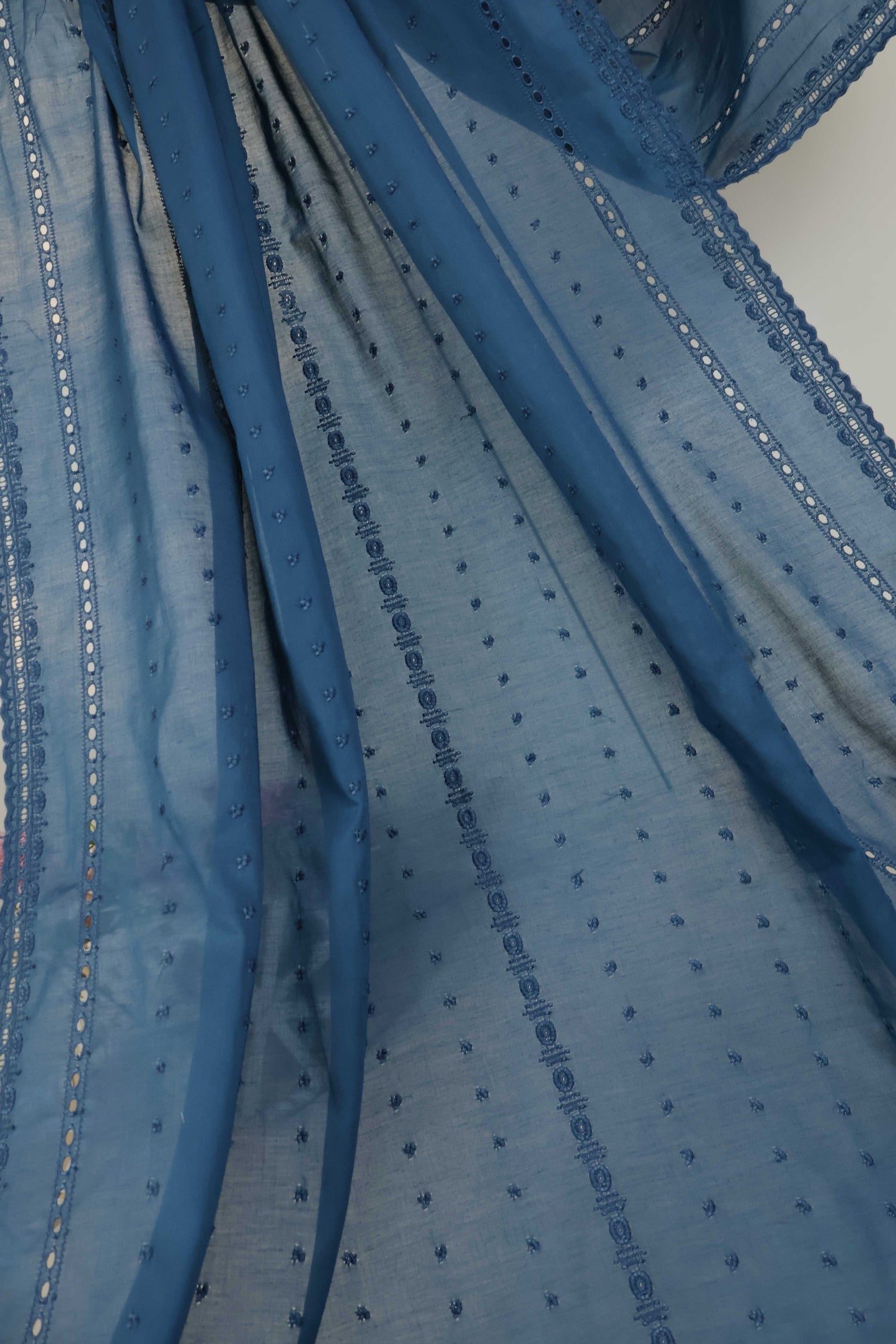 Embroidered Lawn Shawl 3787MM