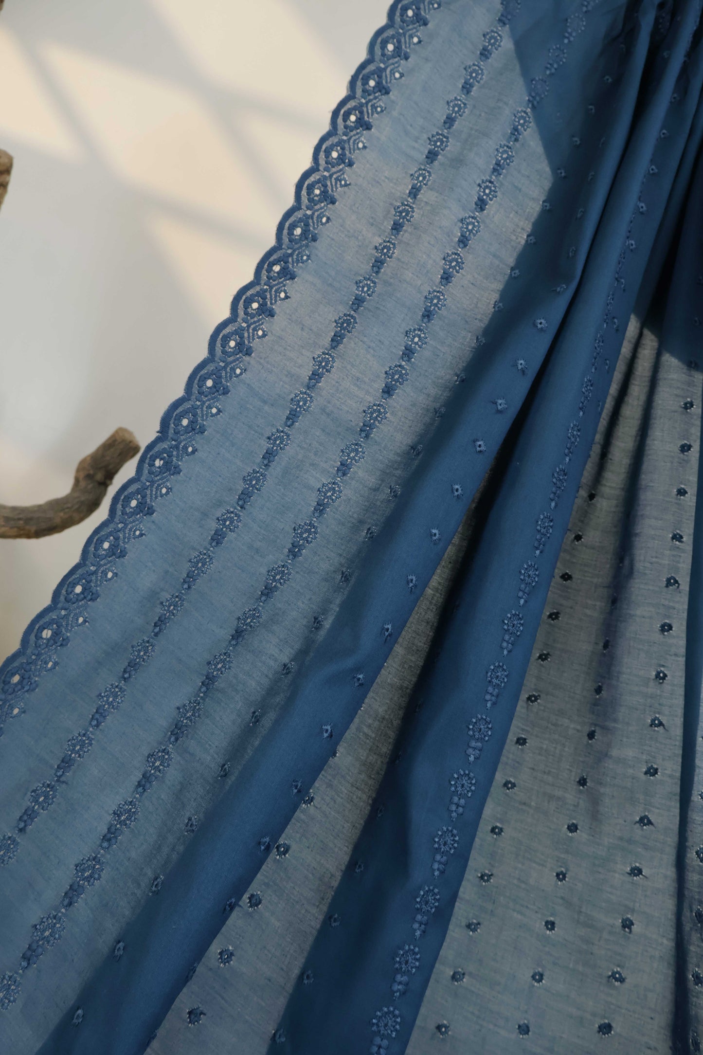 Embroidered Lawn Shawl 3787NN