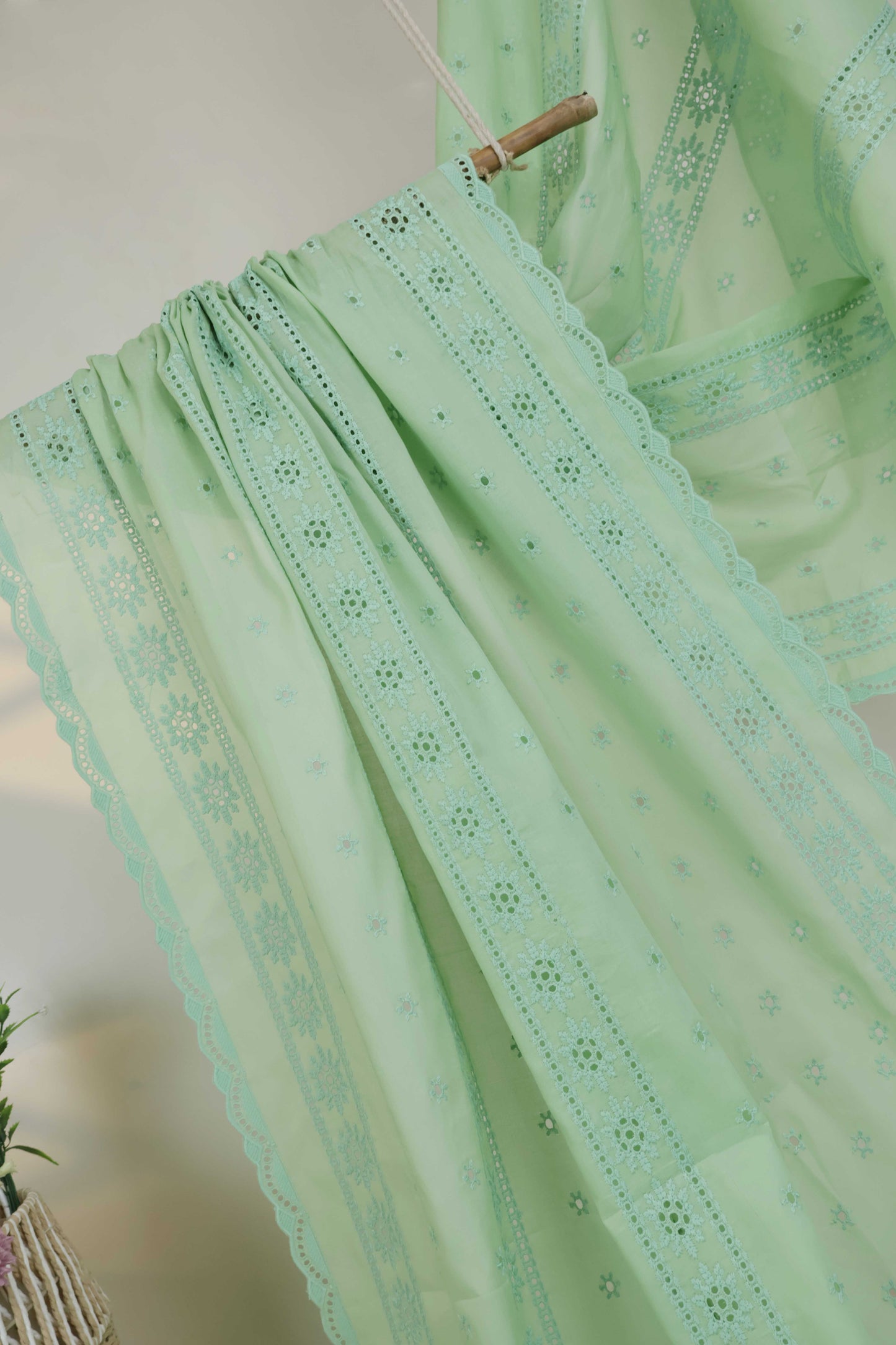 Embroidered Lawn Full Size Shawl 1477C