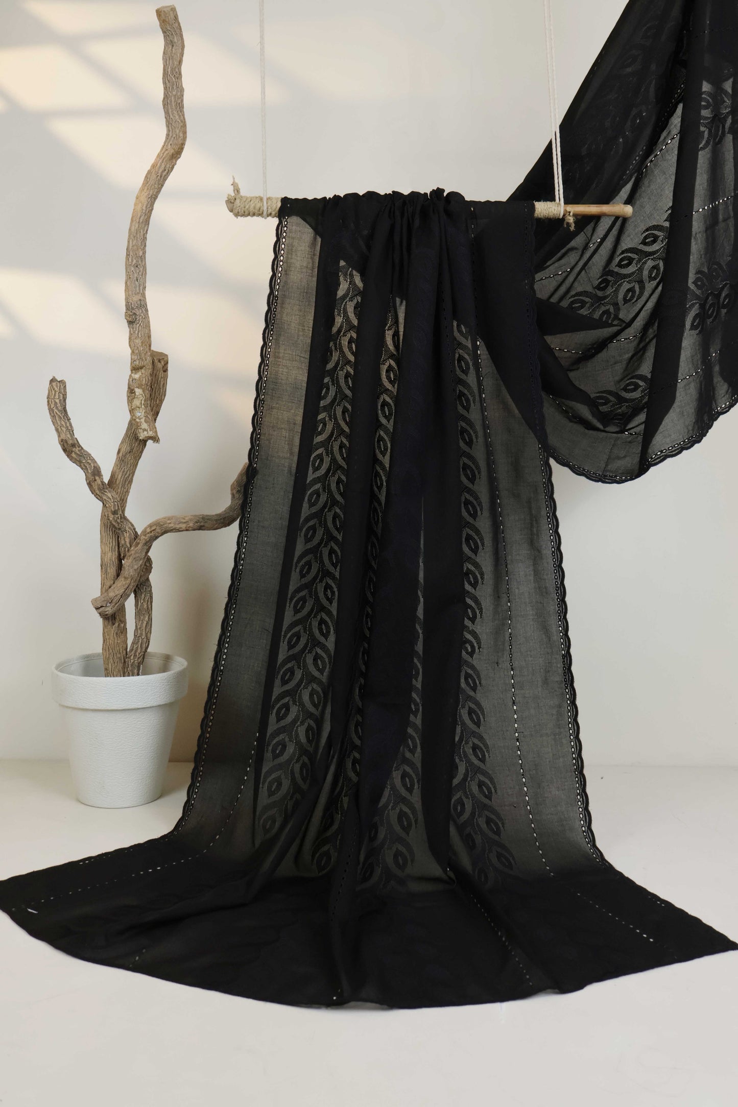Embroidered Lawn Shawl HLSH227