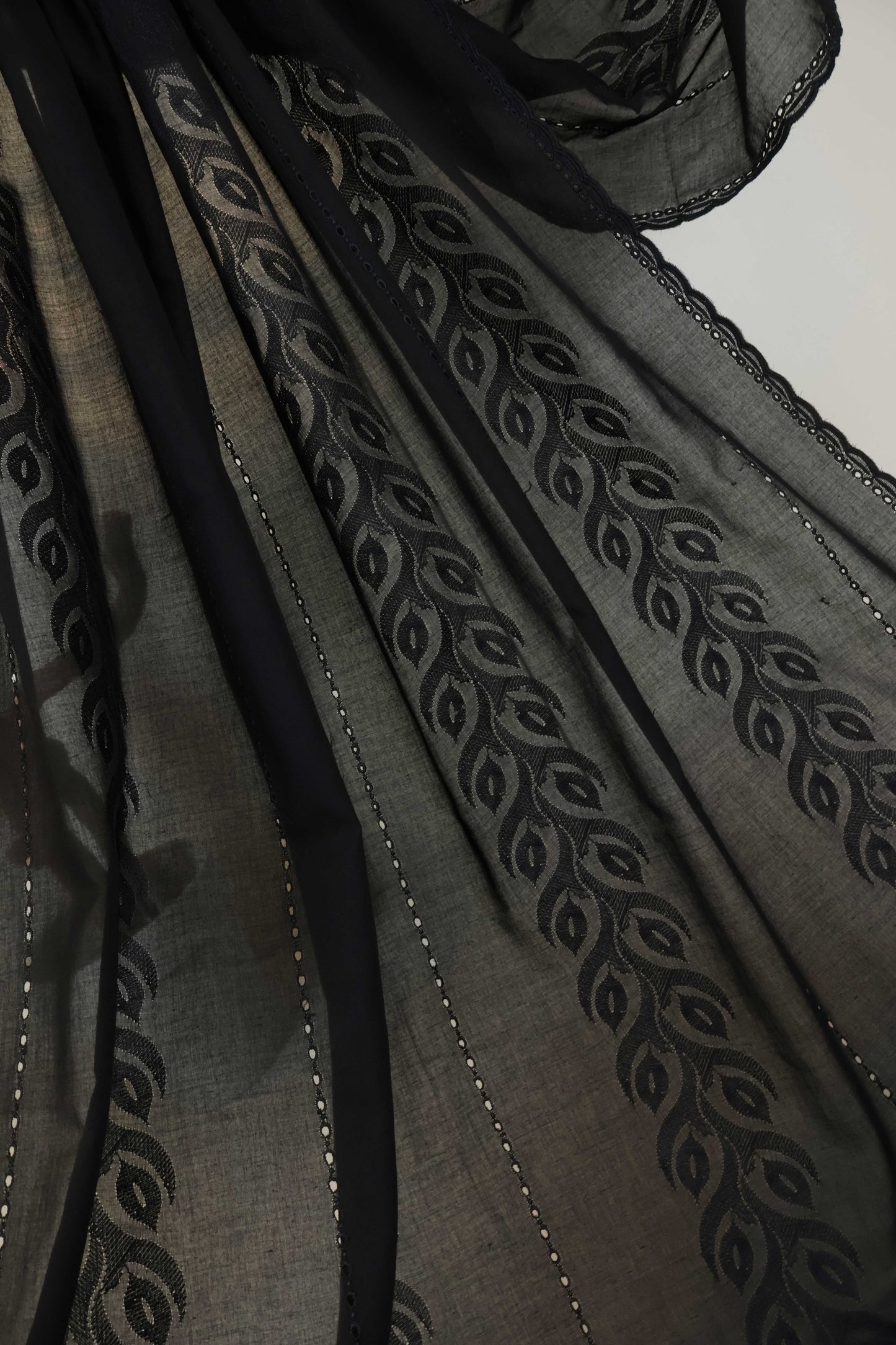 Embroidered Lawn Shawl HLSH227
