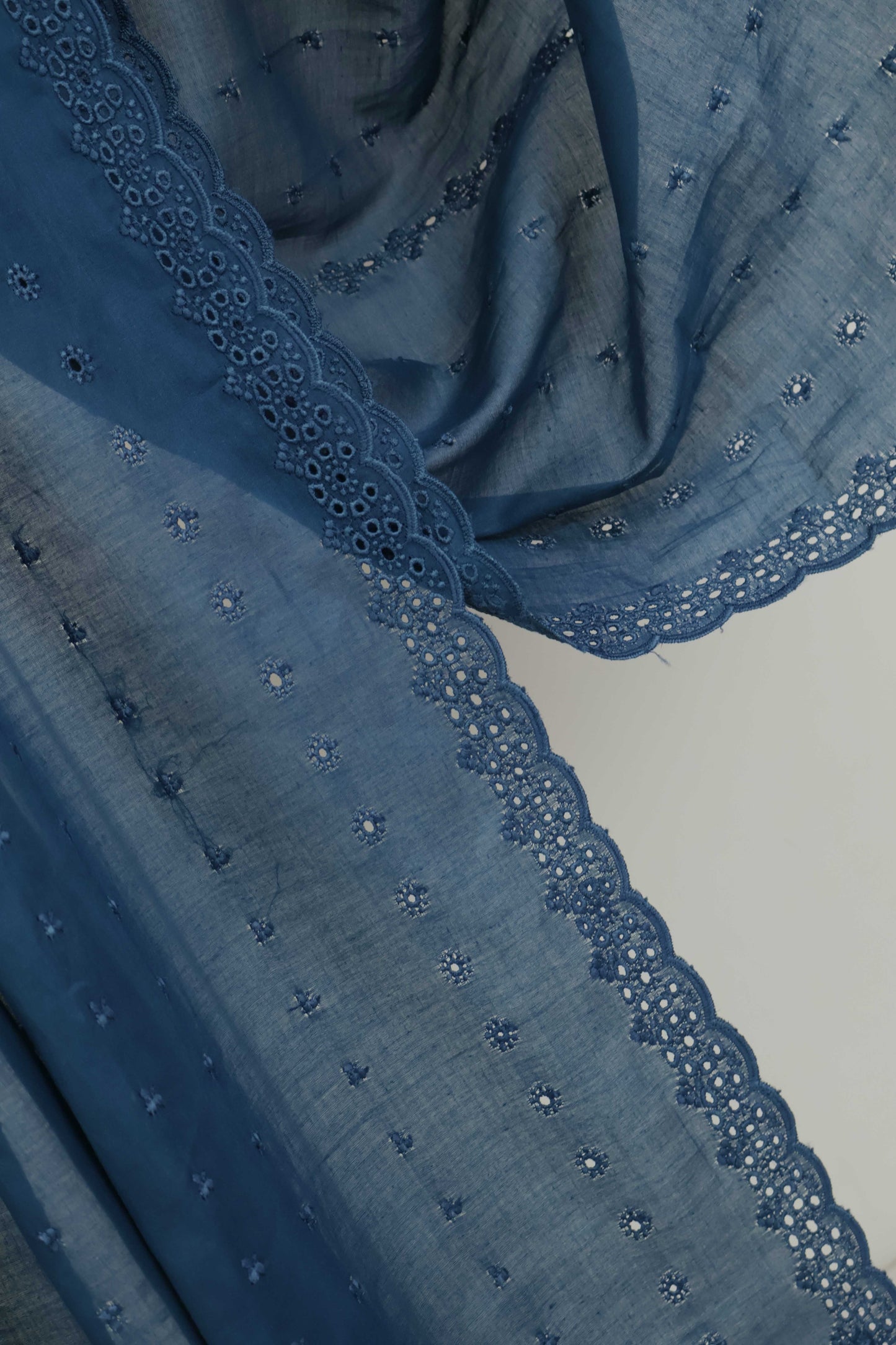 Embroidered Lawn Shawl 3787PP
